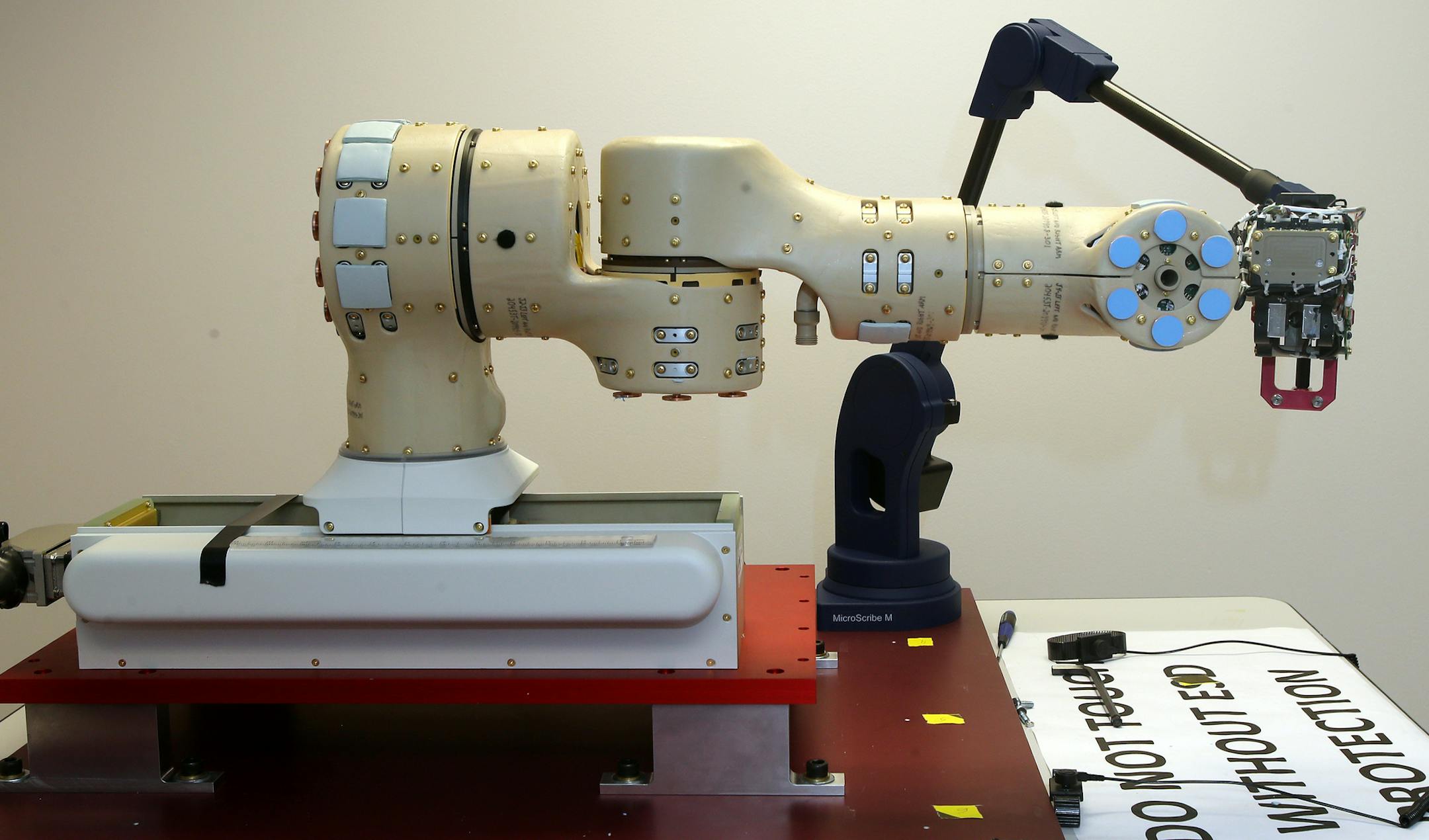 Jay Miller of IMRIS. ] JOELKOYAMA‚Ä¢jkoyama@startribune St, Pau,l MN on March 13, 2014.