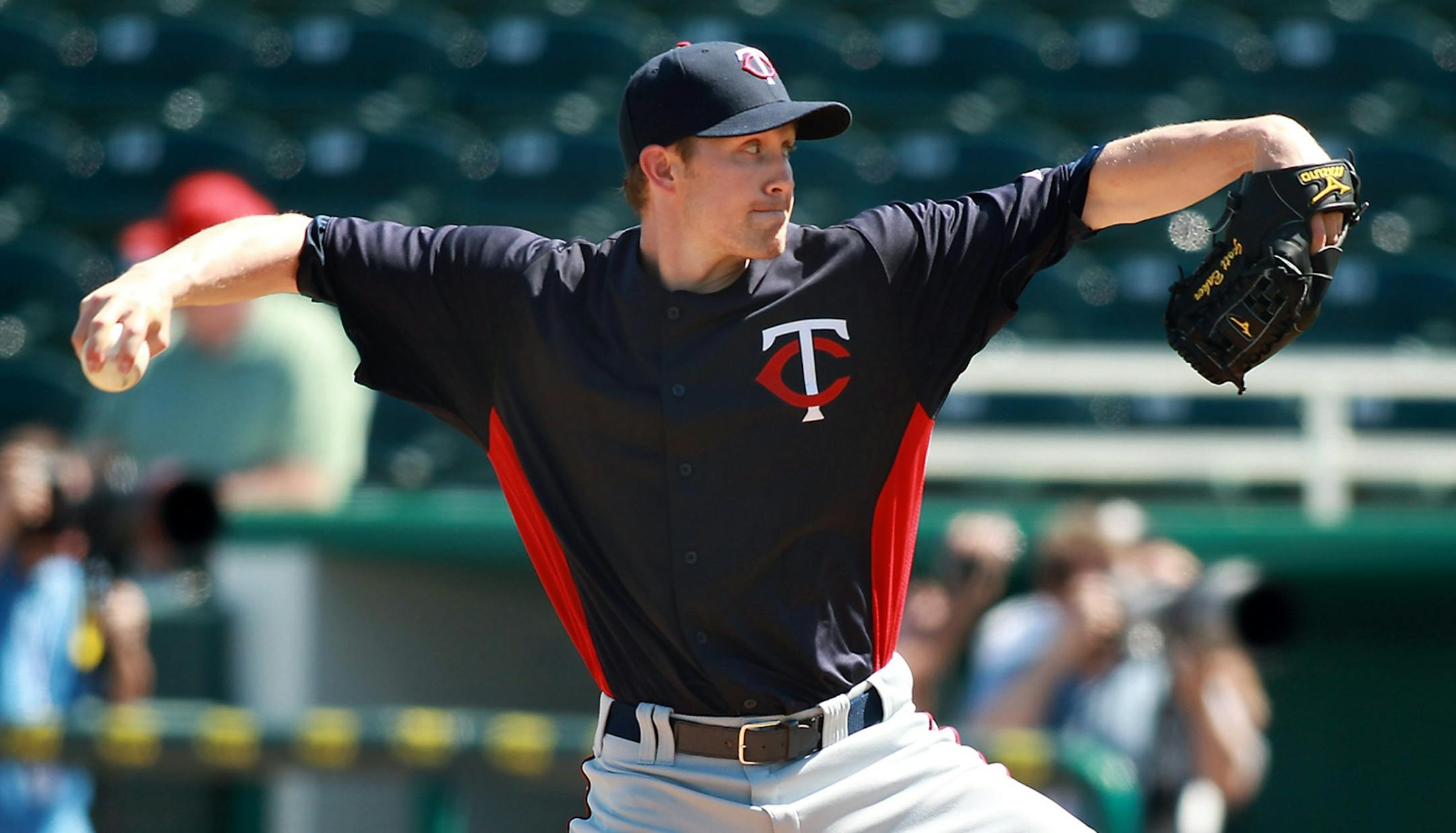 Twins righthander Scott Baker