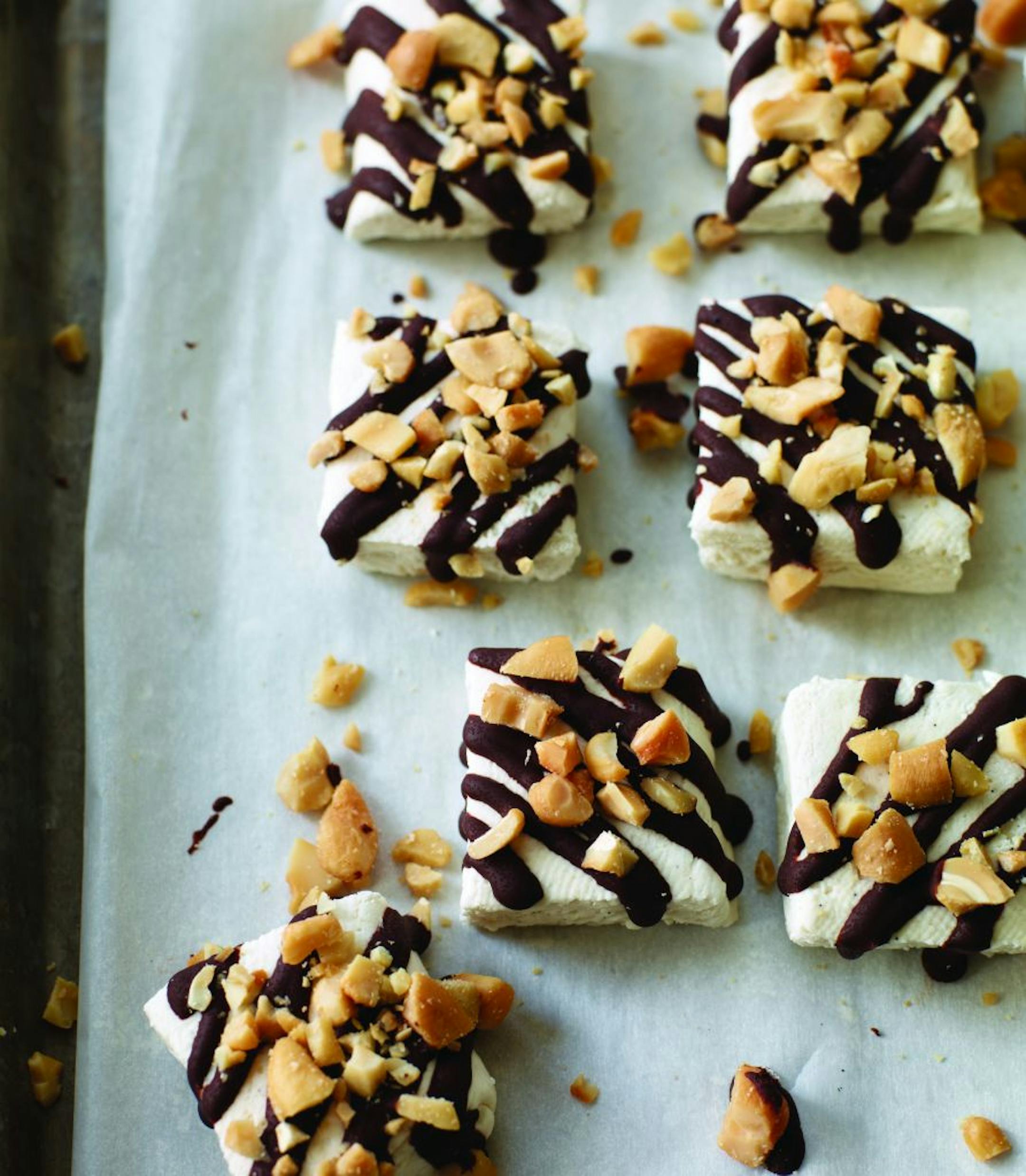 Vanilla Nougat Candy Bar Bites