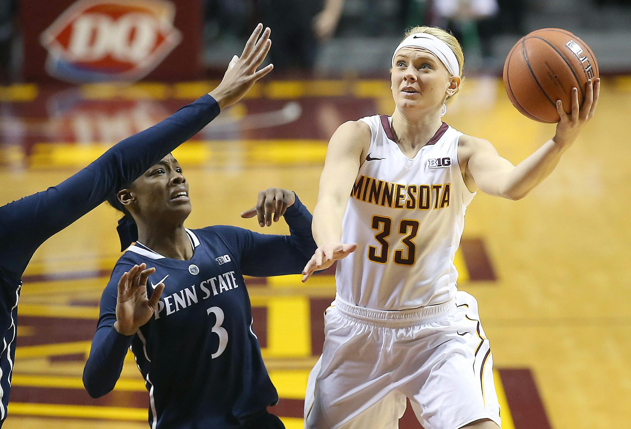 Minnesota's guard Carlie Wagner went up for two passed Penn State's guard Brianna Banks (3) and Peyton Whitted in the third period at Williams Arena, Sunday, January 3, 2015 in Minneapolis, MN. ] (ELIZABETH FLORES/STAR TRIBUNE) ELIZABETH FLORES &#x2022; eflores@startribune.com