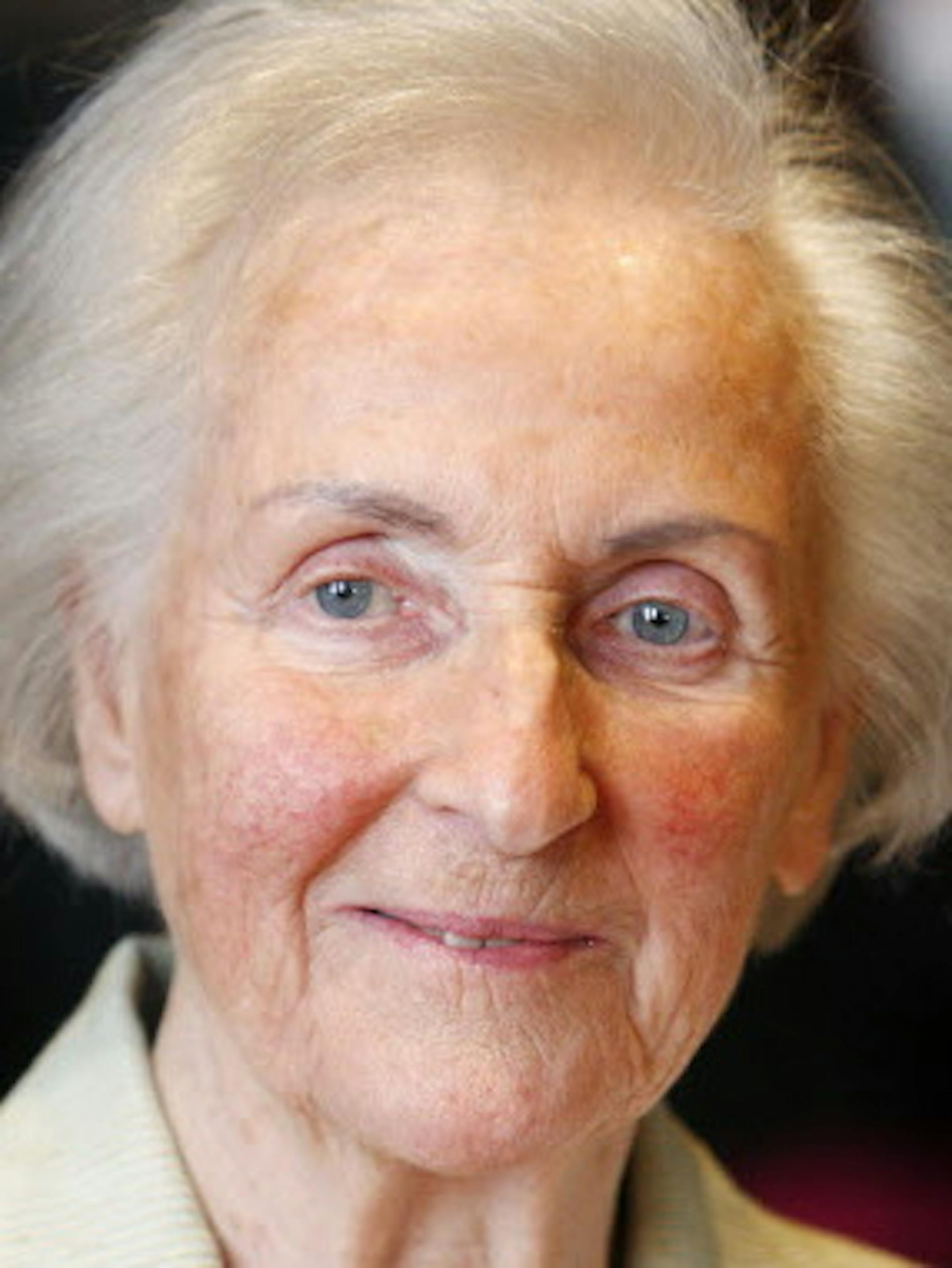 FILE - The Aug 31, 2009 file photo shows entrepreneur Johanna Quandt when she was awarded the great German cross of merit in Wiesbaden, central Germany. Quandt has died a spokesperson of her foundation confirmed Wednesday, Aug. 5, 2015. (AP Photo/Michael Probst)