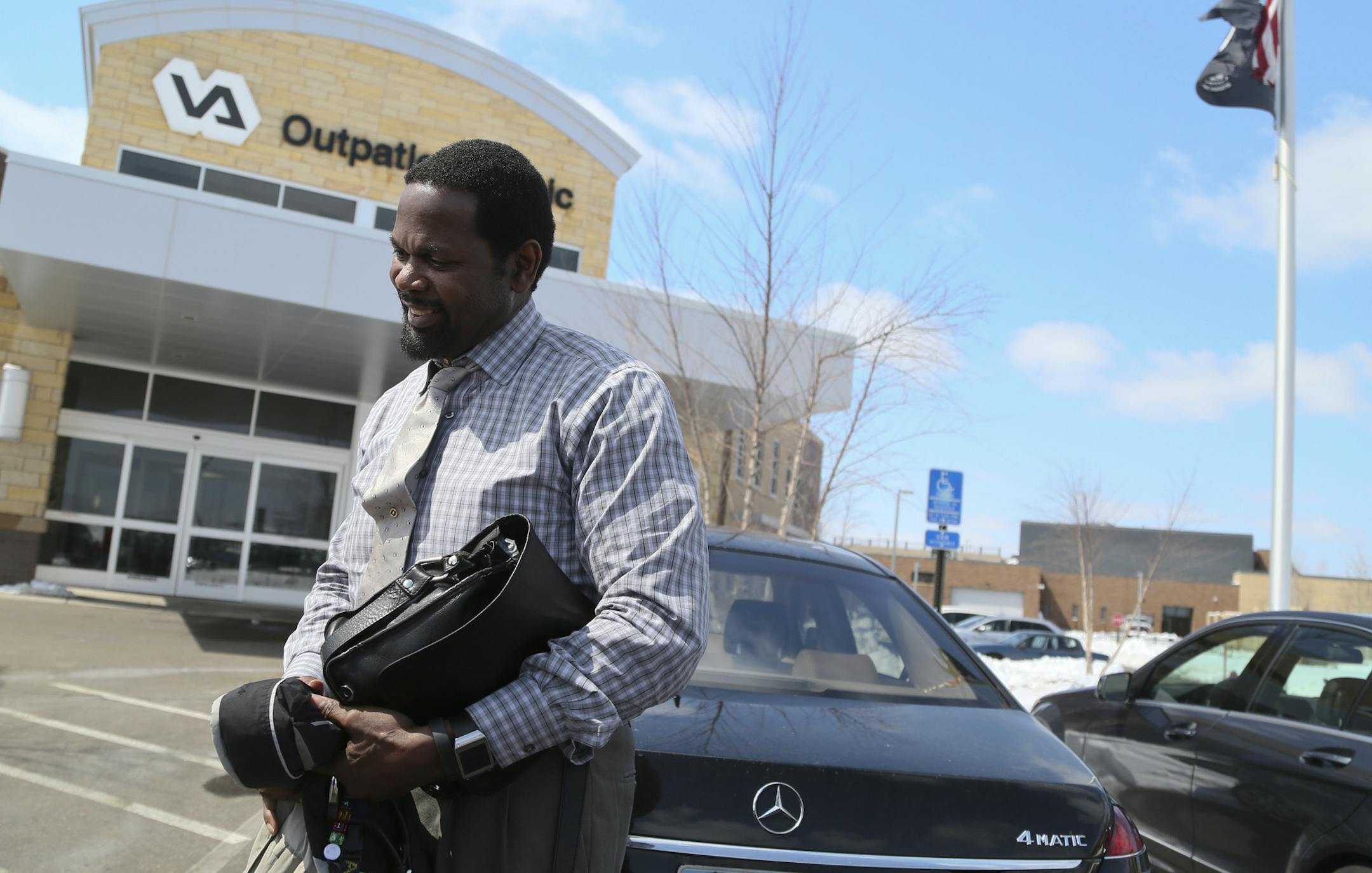 Navy Vet Ron Williams of Farmington, 55, who served from 1977 to 1999, said he likes the services he has found at the clinic in Ramsey. Williams was headed to the dental clinic to get some teeth work done Thursday, April 17, 2014, at the Northwest Metro VA Clinic in Ramsey, MN.](DAVID JOLES/STARTRIBUNE) djoles@startribune.com Minnesota veterans once deployed in Iraq or Afghanistan have returned to their families, friends, jobs or school. But rarely do they visit local veterans services offices n