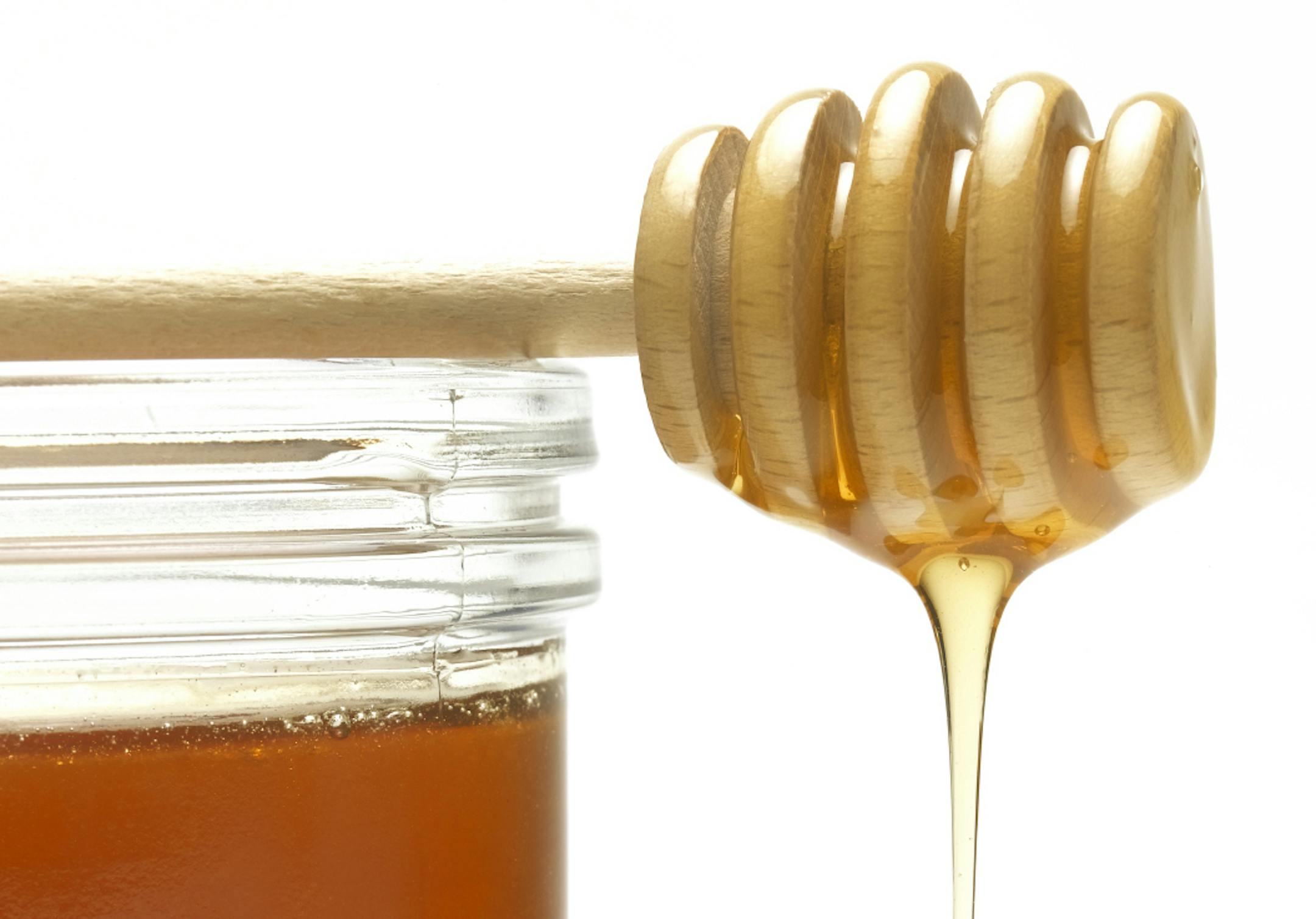 istockphoto.com honey isolated