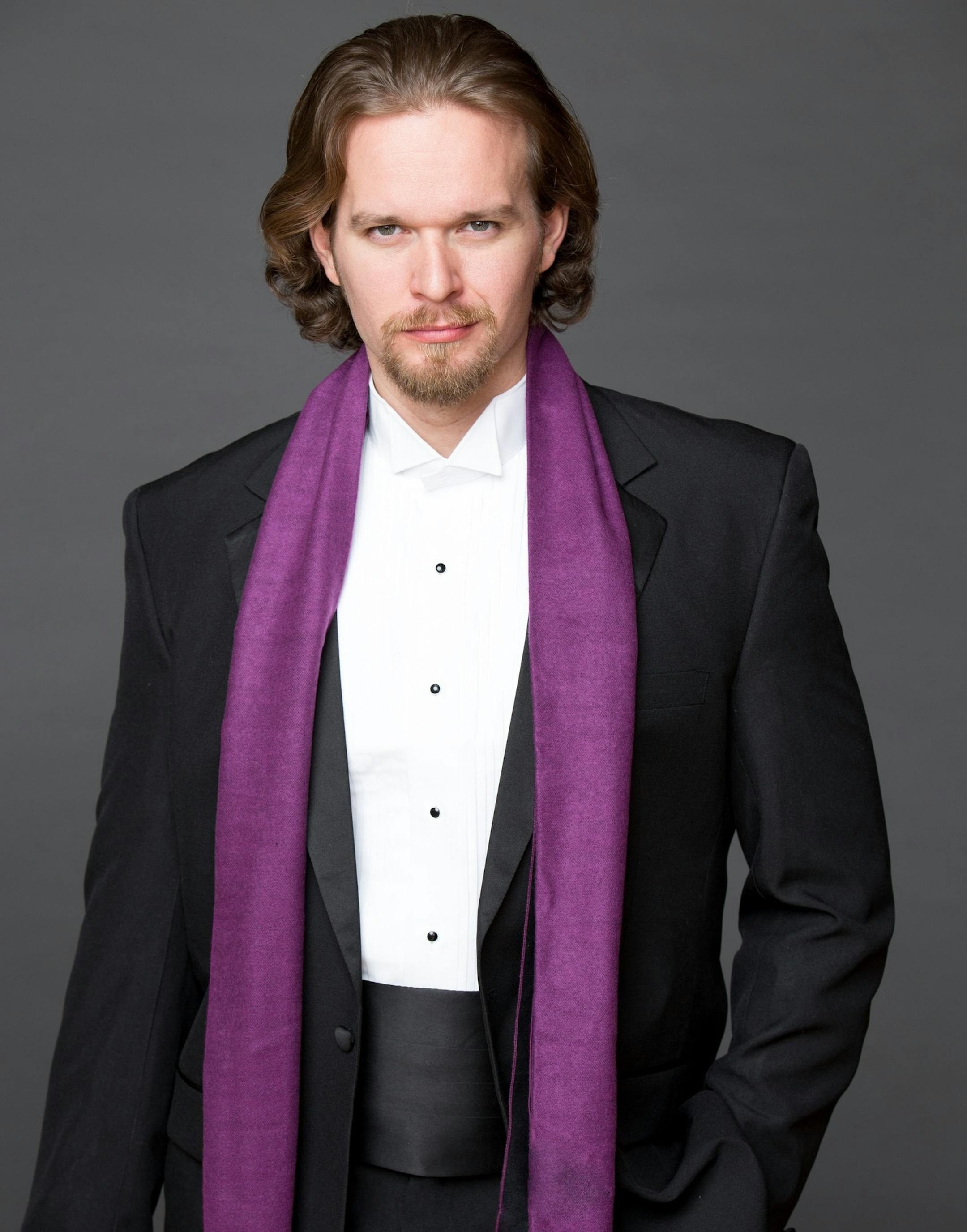 Gabriel Preisser sings the lead in Skylark Opera's "Don Giovanni."