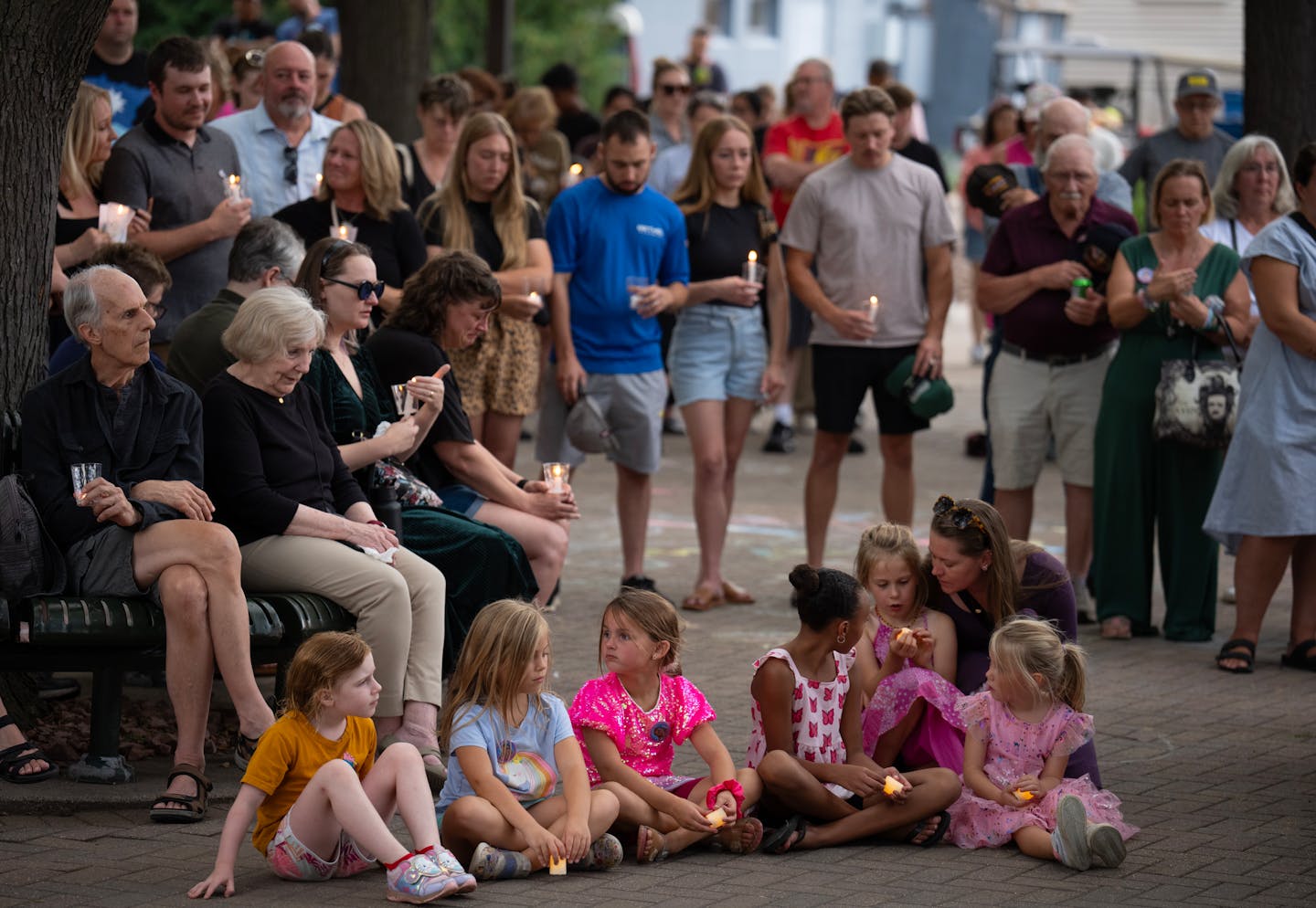Monday night vigil honors victims in Twin Cities murder-suicide