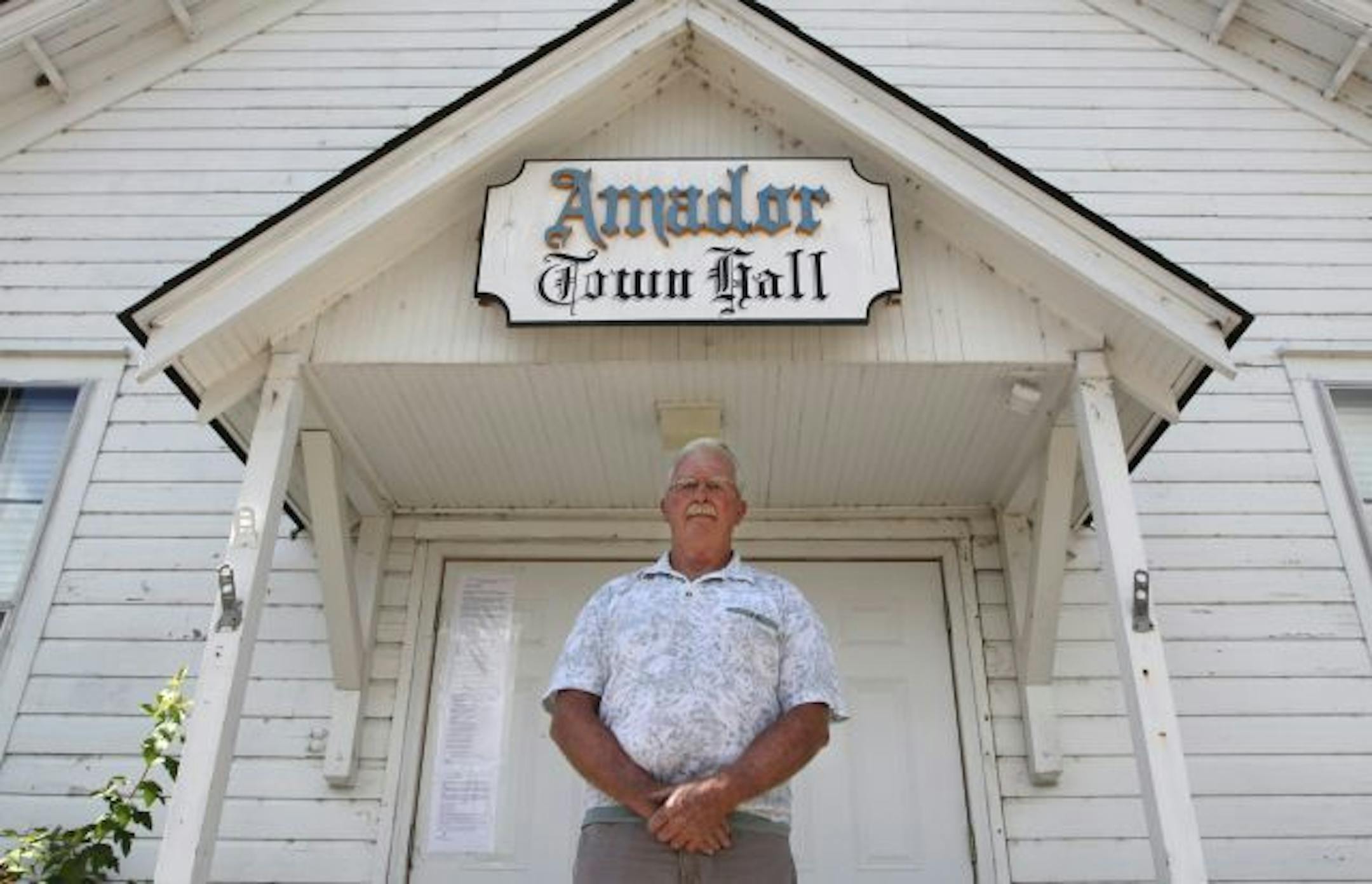 Bob Vande Camp would like to step down as an Amador Township supervisor. But it doesn't look like anyone's too interested in stepping up.