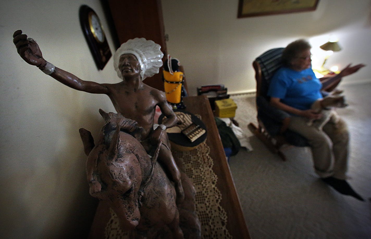 Marilyn Hudson, 77, lives in Parshall and volunteers at the tribal museum in New Town. While Hudson and her family inherited some mineral rights and receive a monthly check, like other tribal members she has concerns about the environmental impact that fracking might have. ] (JIM GEHRZ/STAR TRIBUNE) / November 19, 2013, Mandaree/Fort Berthold Indian Reservation, ND &#x201a;&#xc4;&#xec; BACKGROUND INFORMATION- PHOTOS FOR USE IN FOURTH PART OF NORTH DAKOTA OIL BOOM PROJECT: While the oil industry