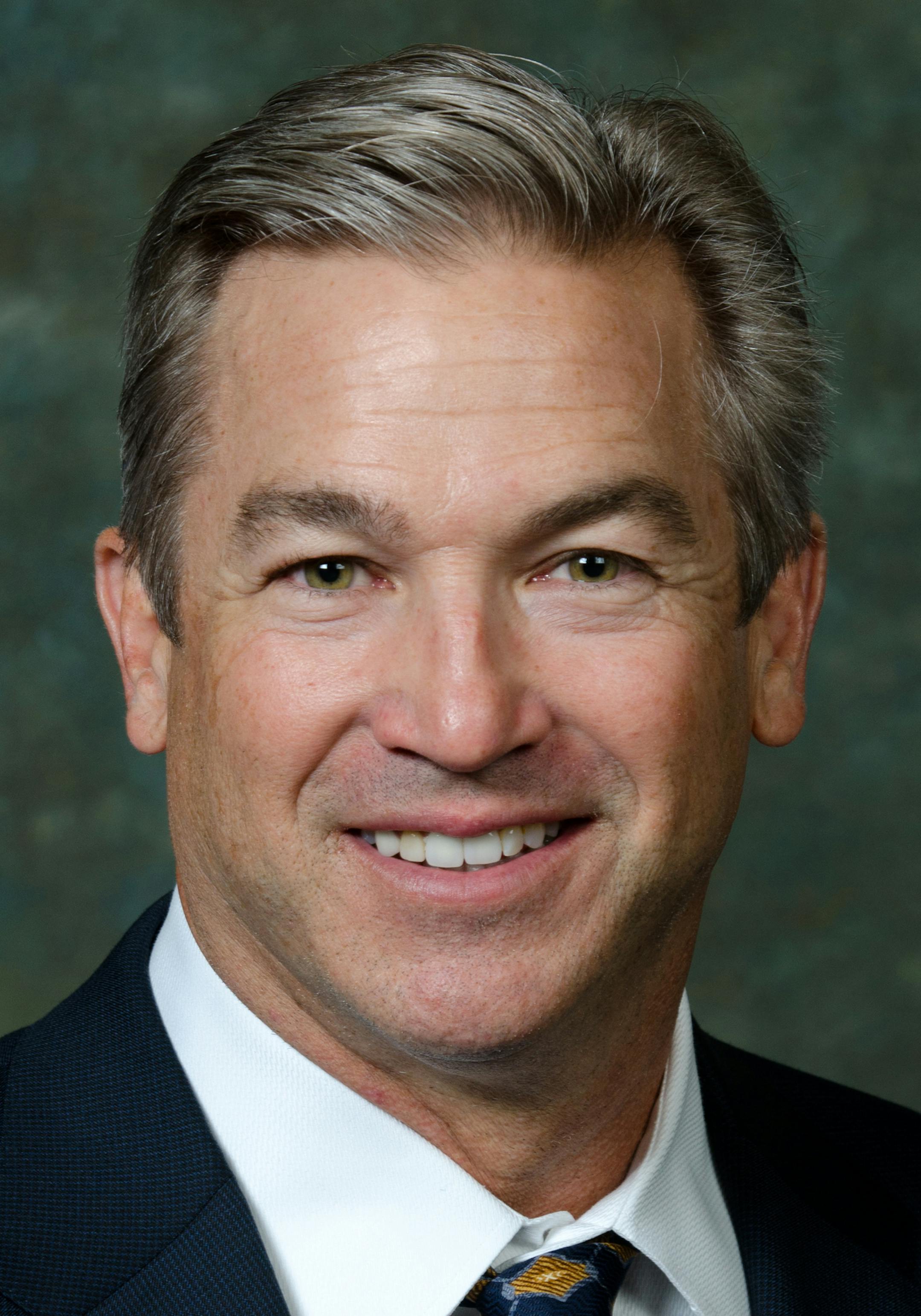 Cardiovascular Systems Inc. president and CEO David Martin will continue to lead medical device company while recieving cancer treatment.