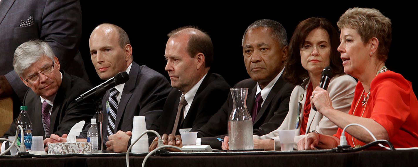 Mayoral candidates responded to questions from delegates prior to casting of the first ballot. Candidates are (l to r): Mark Andrew, Gary Schiff, Jim Thomas, Don Samuels, Betsy Hodges and Jackie Cherryhomes. ] (JIM GEHRZ/STAR TRIBUNE) / June 15, 2013, Minneapolis, MN &#x201a;&#xc4;&#xec; BACKGROUND INFORMATION- Delegates gathered at the City DFL Convention to choose which of six candidates would receive the party&#x201a;&#xc4;&#xf4;s endorsement for mayor.