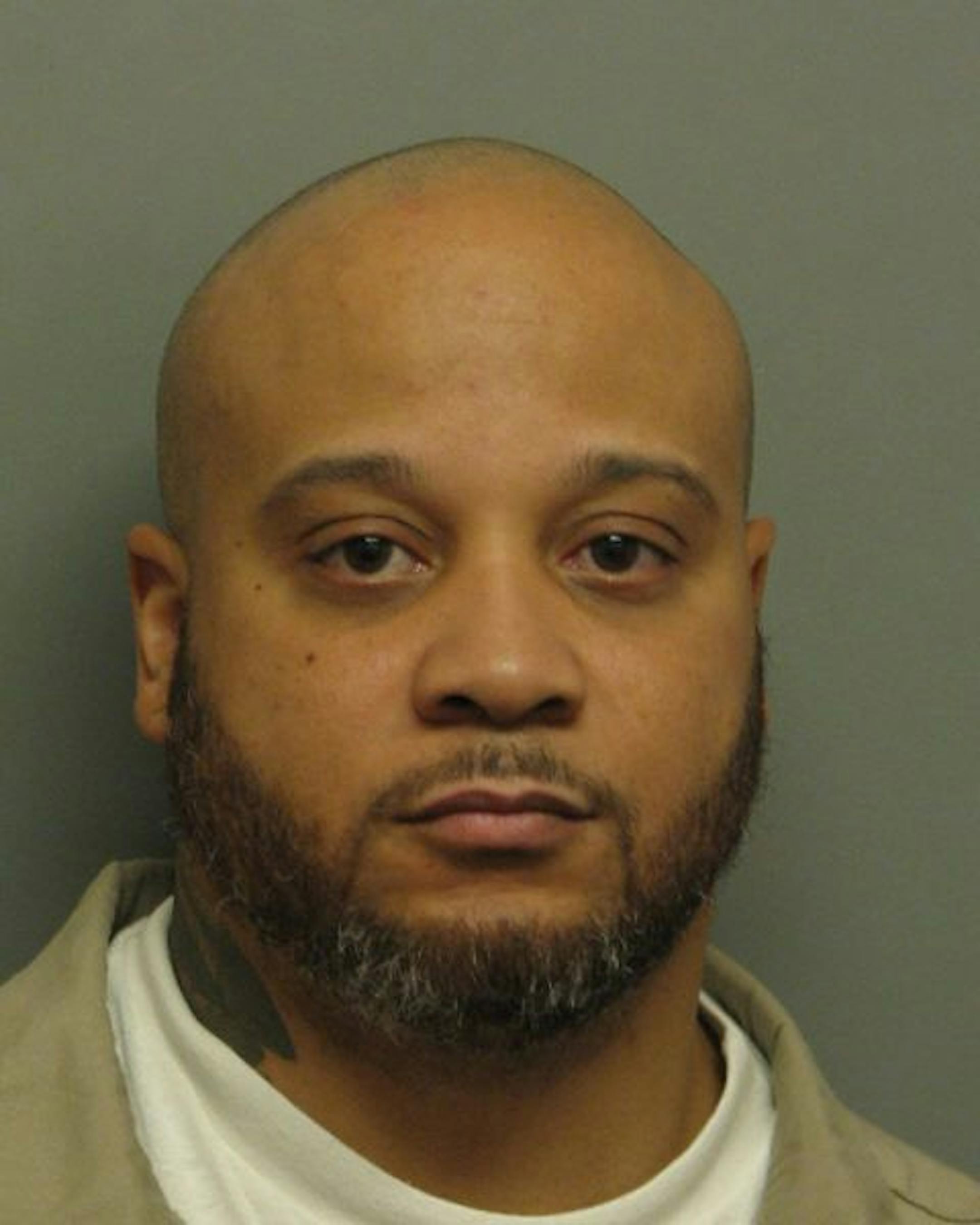 This photo provided by the Cook County Sheriff's Office shows Steven L. Robbins, a convicted murderer police in Indiana and Illinois are searching for after he was mistakenly released from custody in Chicago.