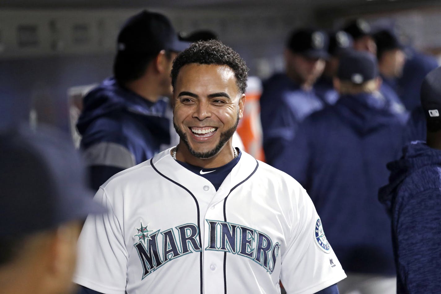 Nelson Cruz made it to TwinsFest on Sunday, the third and final day of the event. He met his new teammates and coaches, pretended it wasn't cold outside and announced himself as a Timberwolves fan.