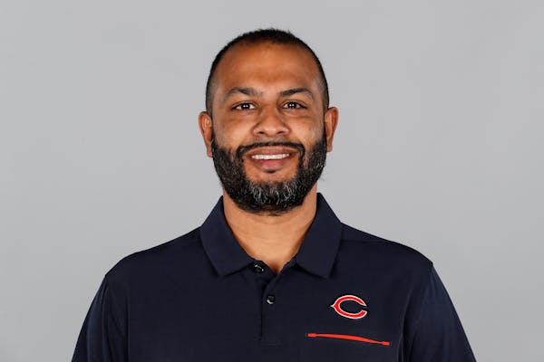 Seahawks associate head coach Sean Desai was the Bears’ defensive coordinator in 2021. The Vikings have requested to interview Desai for their defen