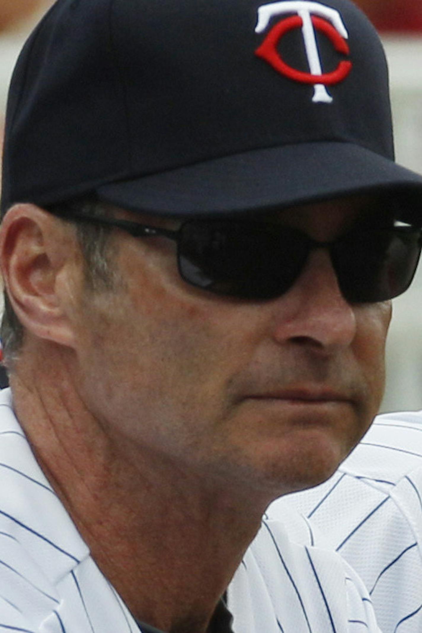 Minnesota Twins Paul Molitor of a spring training baseball game in Fort Myers, Fla., Thursday, March 8, 2012. AP Photo/Charles Krupa) ORG XMIT: NYOTK