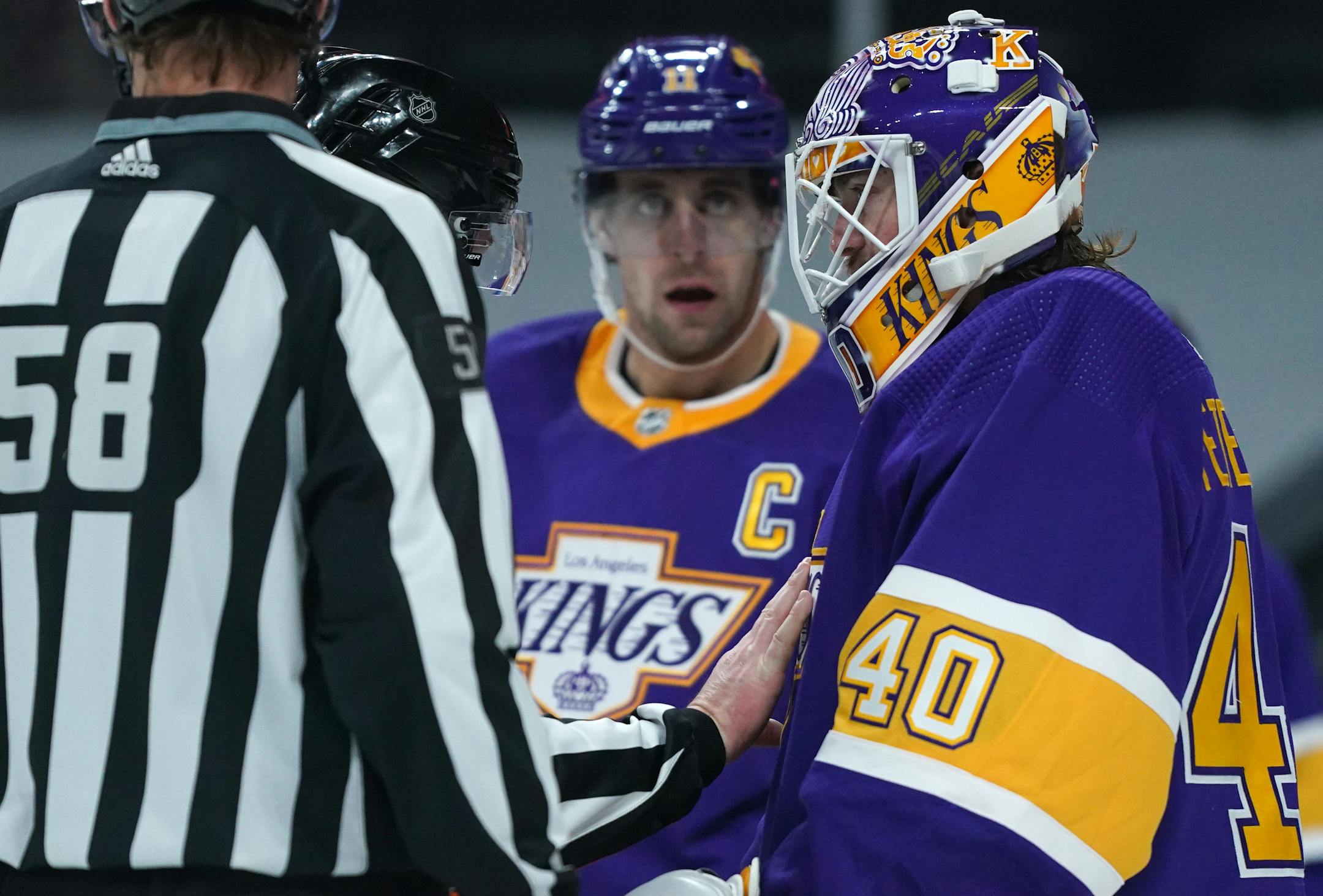 Los Angeles Kings goaltender Calvin Petersen (40) argued a goal with the officials only to have them wave it off for goaltender interference in the second period. ] ANTHONY SOUFFLE • anthony.souffle@startribune.com
