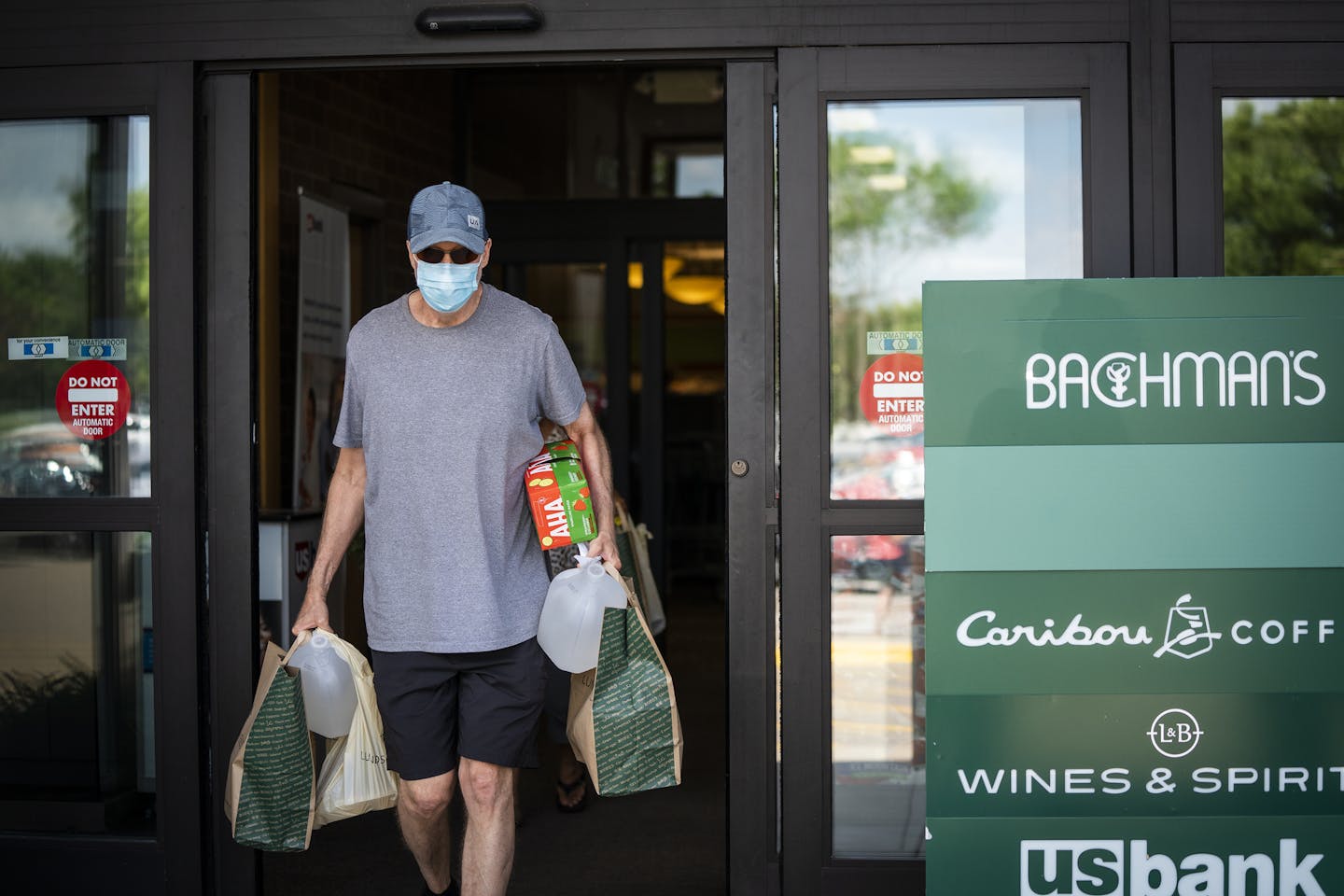 Randy Pietilainen of Apple Valley on Friday exited the Lunds & Byerlys in Burnsville. (LEILA NAVIDI/Star Tribune)