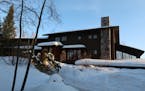 Family-run Bearskin Lodge has four accomodations adjacent to the lodge and 11 cabins, all near the shore of Bearskin Lake, off the Gunflint Trail. Pho