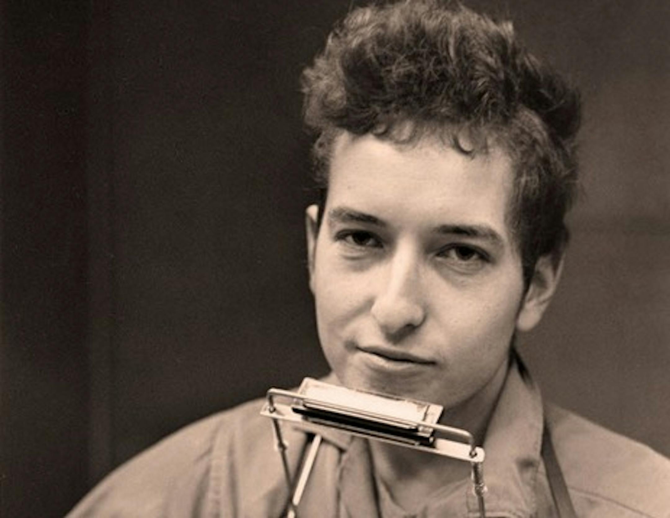 An early photo from the Weisman Art Museum.