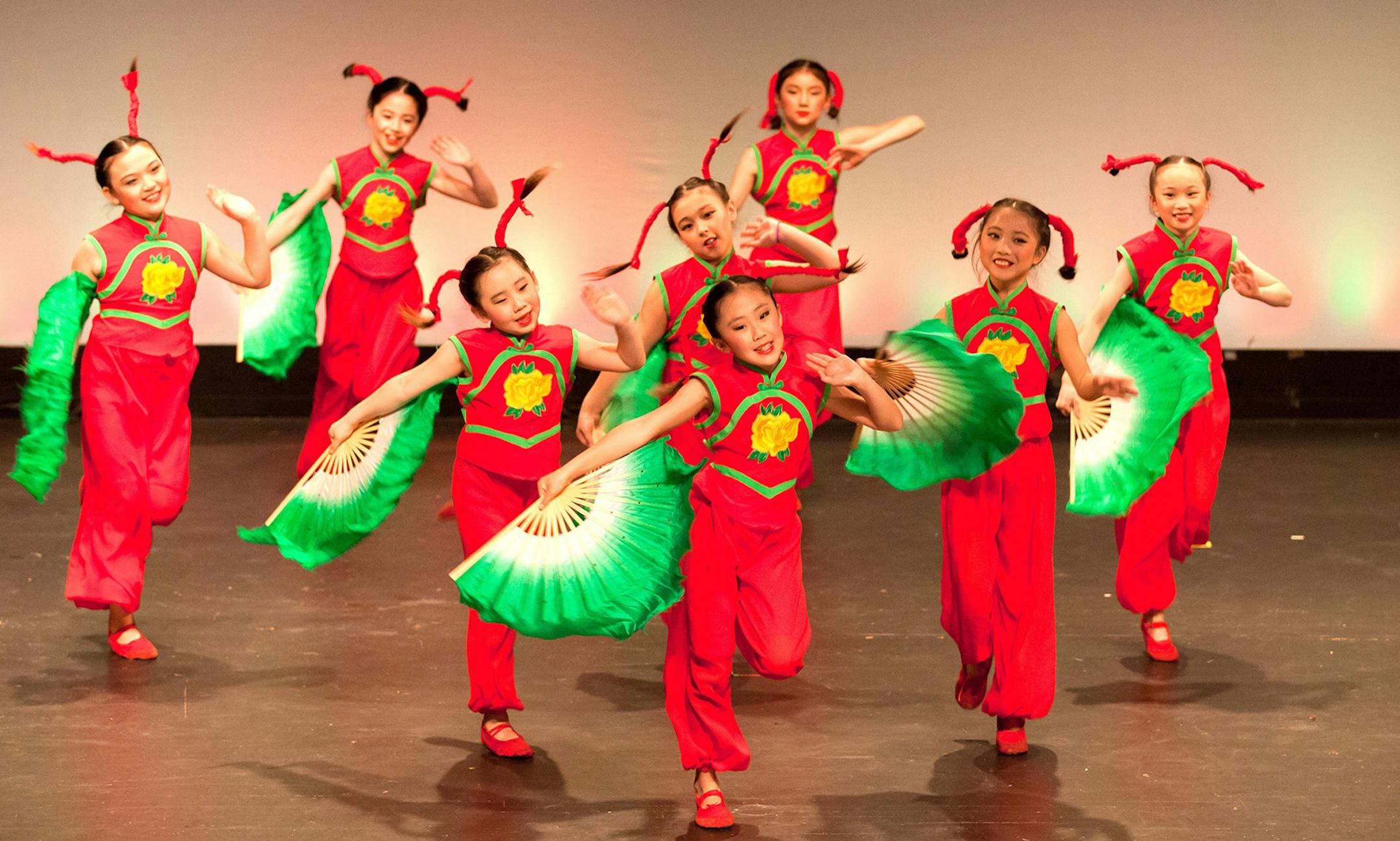 Members of Minnesota&#x201a;&#xc4;&#xf4;s Chinese Dance Theater perform &#x201a;&#xc4;&#xfa;Cheerful Girls.&#x201a;&#xc4;&#xf9; The group is one of the new acts at the 2013 International Festival of Burnsville. (Photo by Jijun He)