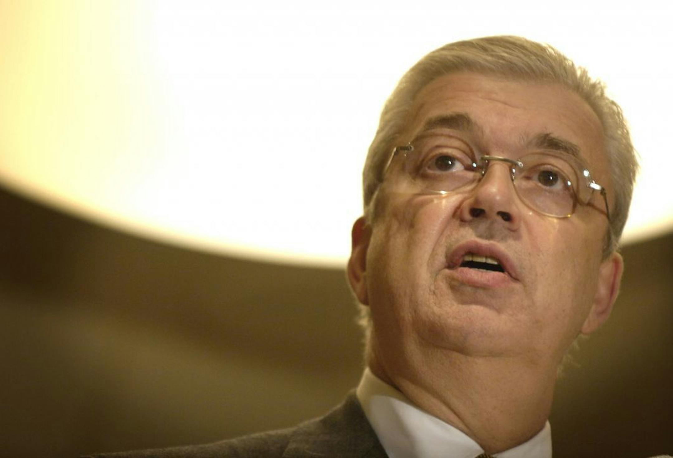 William McGuire speaks to Society of American Business Writers and Editors in 2006.