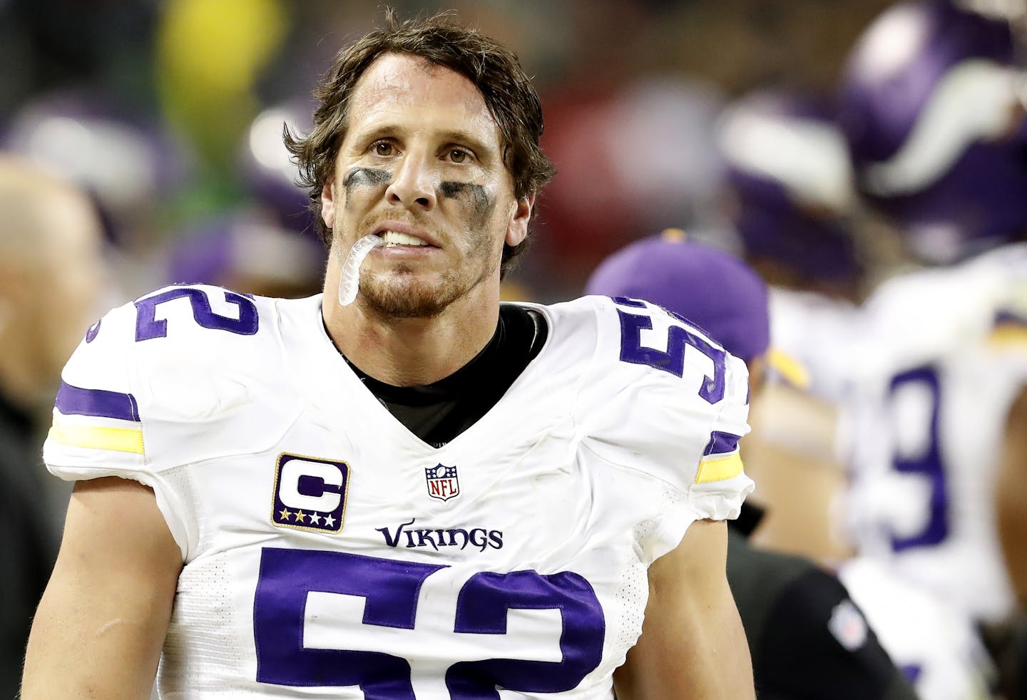 Minnesota Vikings Chad Greenway (52).