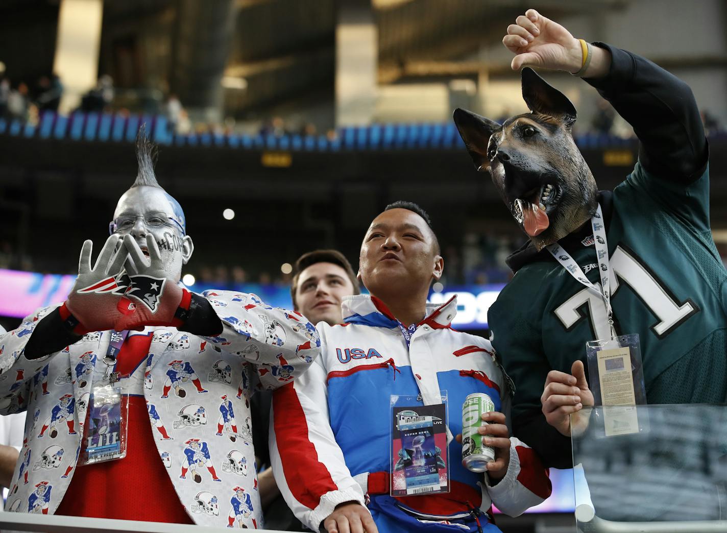 Fans from both the New England Patriots and Philadelphia Eagles engaged in some gamesmanship in the stands Sunday at Super Bowl LII. ] Carlos Gonzalez &#xef; Carlos. Gonzalez@startribune.com The New England Patriots met the Philadelphia Eagles in Super Bowl LII Sunday evening, February 4, 2017 at U.S. Bank Stadium in Minneapolis.