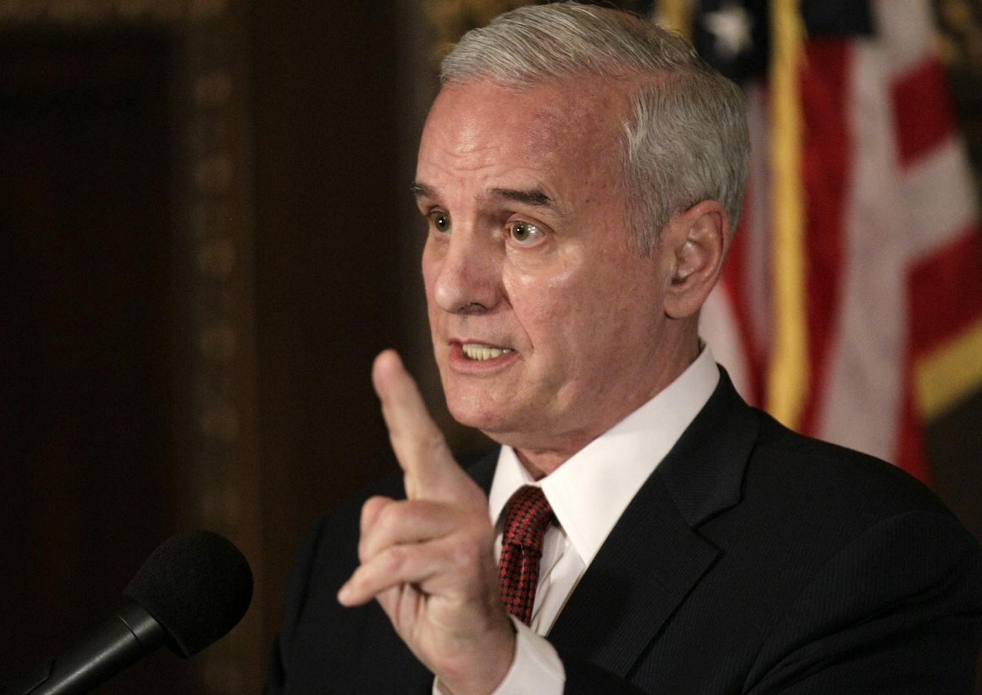 Gov. Mark Dayton said Wednesday he is leaning toward a site near the Basilica of St. Mary in downtown Minneapolis for a new Vikings stadium.