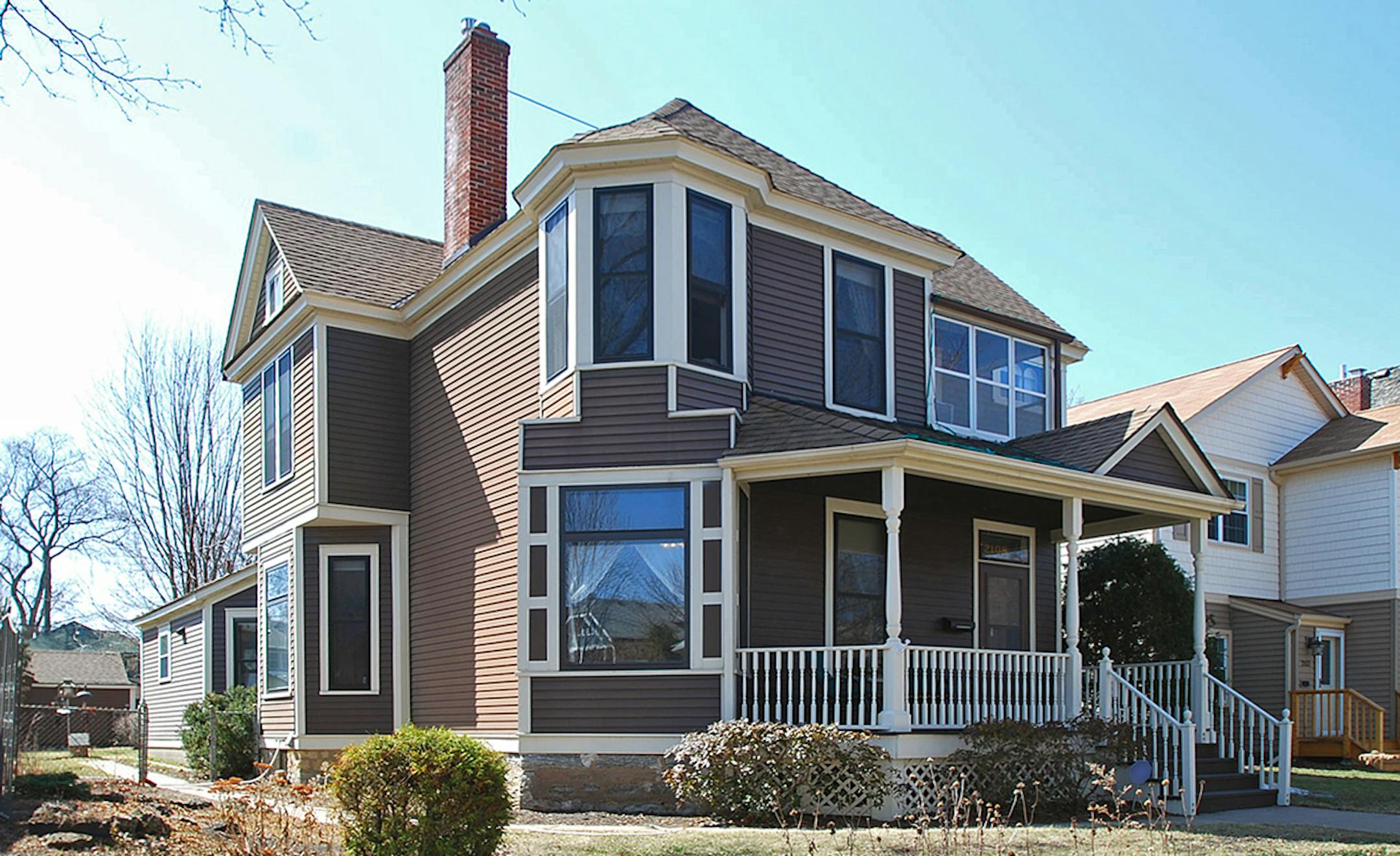 ... St. Paul
Built in 1886, this four-bedroom, four-bath house located in the Macalester-Groveland neighborhood has 2,782 finished square feet and features three bedrooms on one level, a main floor bedroom with three-quarter bath, eat-in kitchen, pocket doors, window seats, foyer, library, full basement and two one-car detached garages. Listed by Shari Seifert, Coldwell Banker Burnet, 612-558-1134.