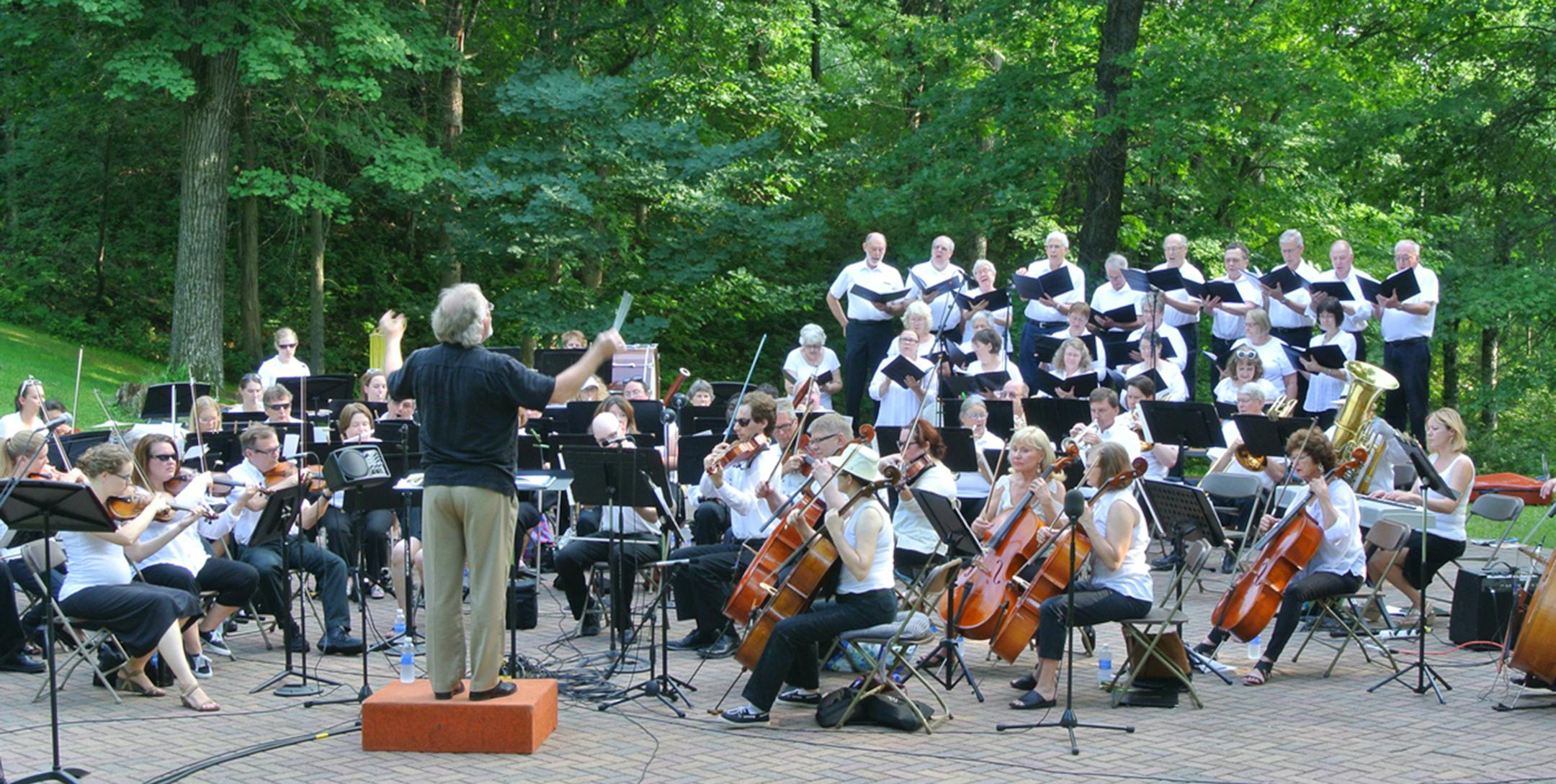 The Dakota Valley Pops Orchestra and Chorale will return to Caponi Art Park this summer. (Photo by Russ Borud)