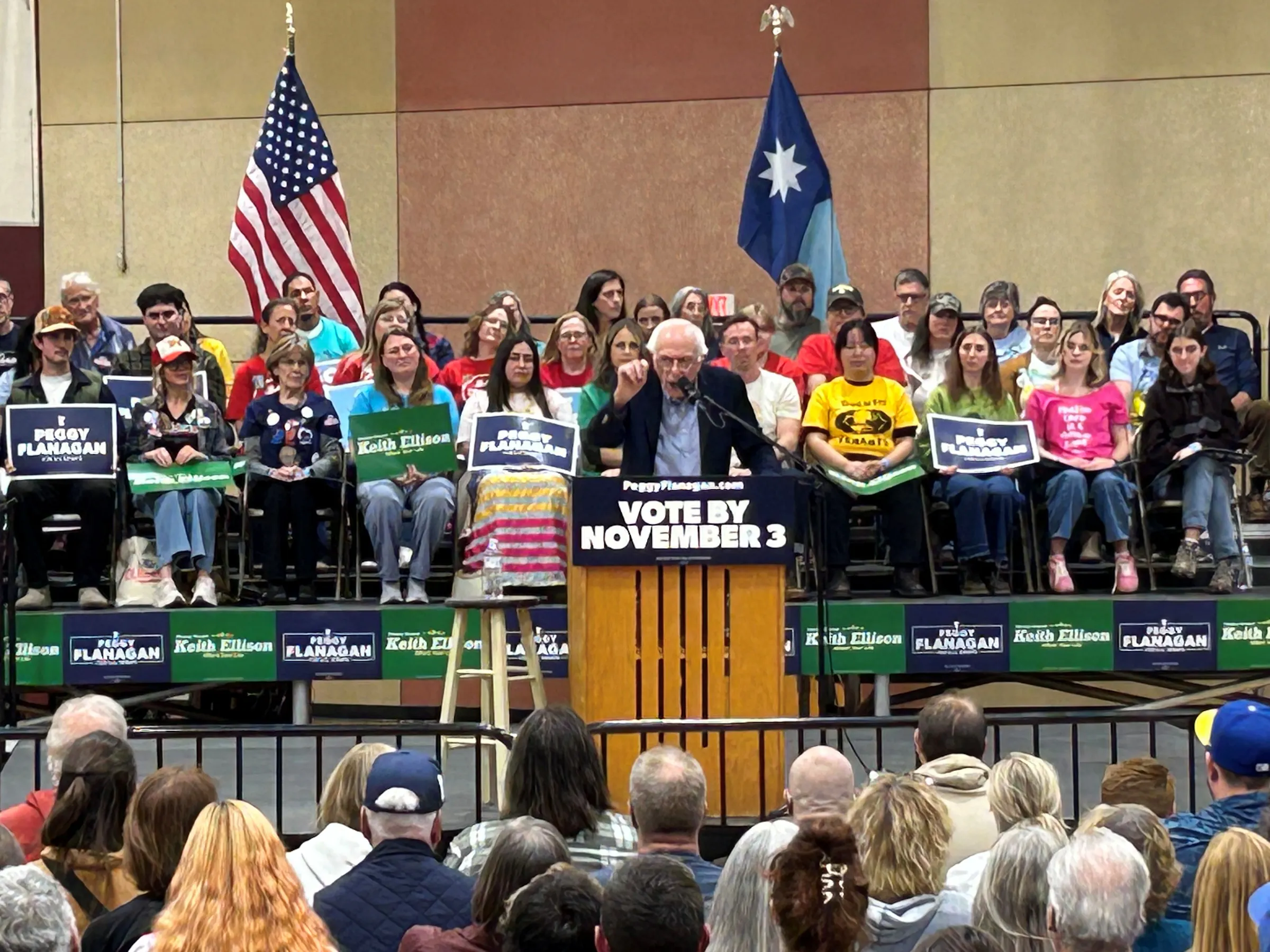 Bernie Sanders stops in Minnesota to campaign for Democratic candidates ...