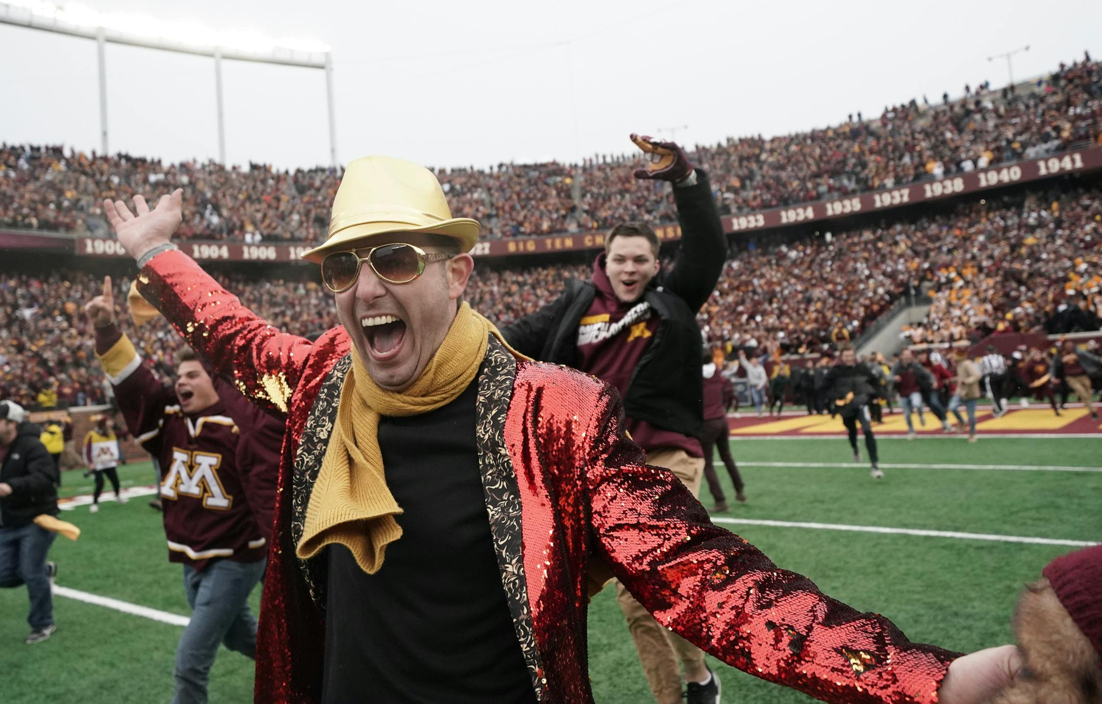 Thousands of Gophers fans stormed the field after Minnesota's 31-26 victory over Penn State. ] MARK VANCLEAVE ¥ Penn State played the Minnesota Gophers at TCF Bank Stadium on Saturday, Nov. 9, 2019 in Minneapolis.