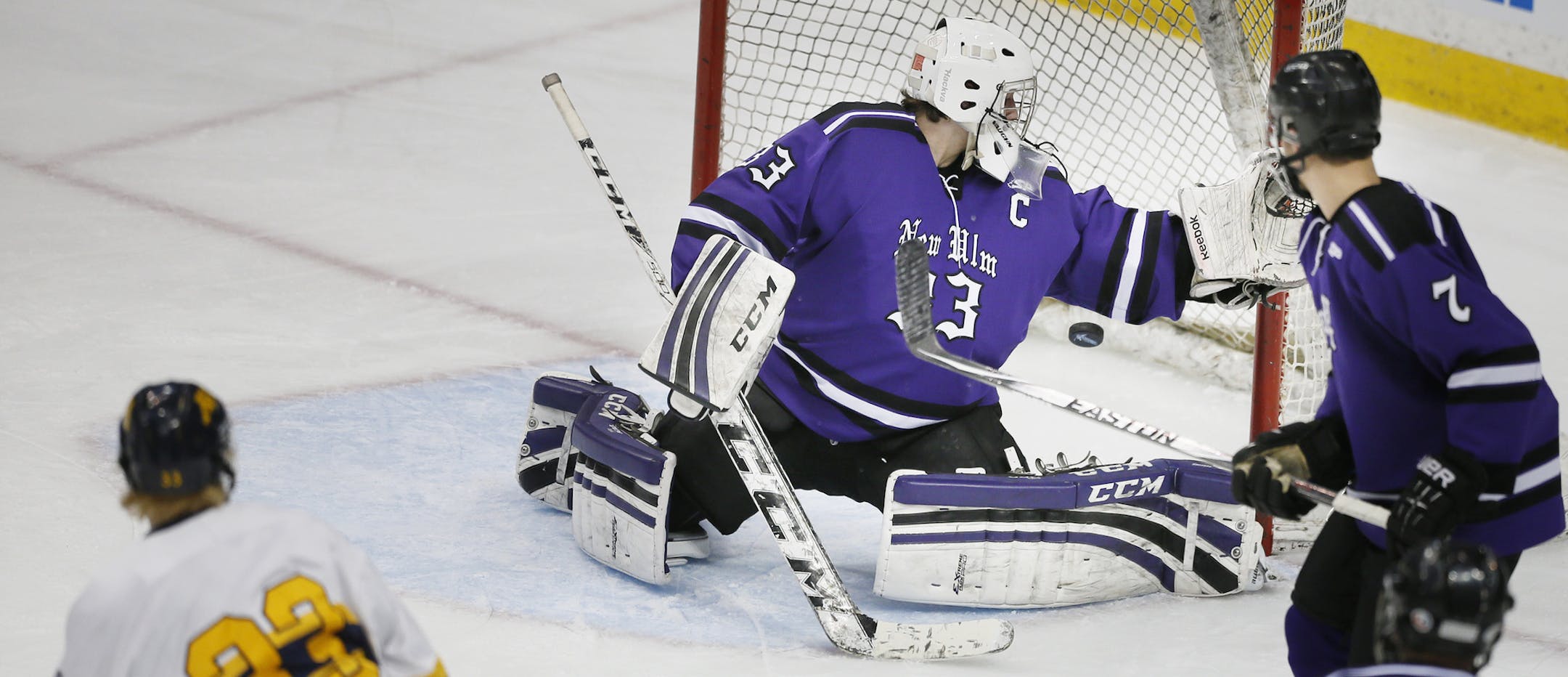 Jack Gunderson of Mahtomedi scored on a shot pass New Ulm goalkeeper Matt Berkner in the period. Mahtomedi beat New Ulm 6-3 in the first game of the Class 1A quarterfinals boy's hockey state tournament at the Xcel Energy Center Wednesday March 4, 2015 in St. Paul, Minnesota. ] Jerry Holt/ Jerry.Holt@Startribune.com