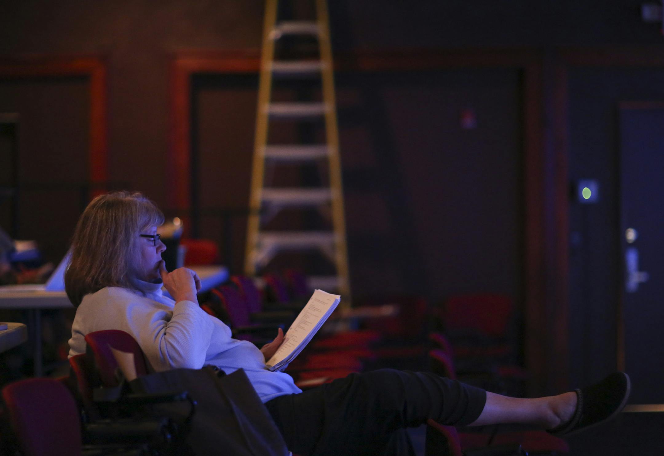 Director Wendy Knox during a dress rehearsal with Sha Cage in "Grounded" Monday night. ] JEFF WHEELER ‚Ä¢ jeff.wheeler@startribune.com Sha Cage in "Grounded," is the star and only actor in George Brant's new play about a female fighter pilot whose career is interrupted by a pregnancy. Cage plays a pilot who becomes a drone operator, working in the arid landscape outside of Las Vegas to eliminate bad guys 8,000 miles away in the sands of the Middle East. Wendy Knox of Frank Theat