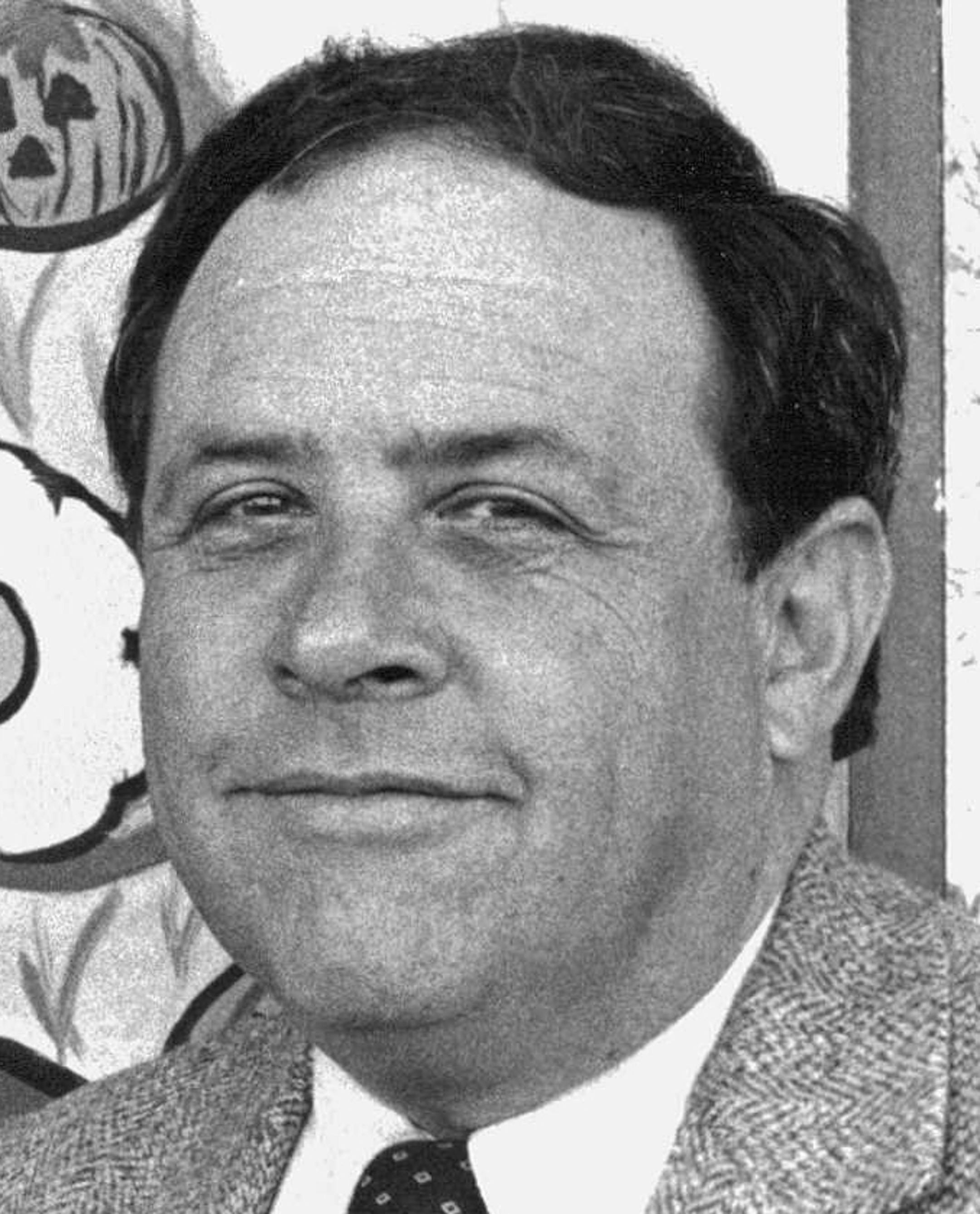 Kano Radio Station owner Bruce Frank Heltonweeen Chairman -- In Front of Window pirstad for the occasin