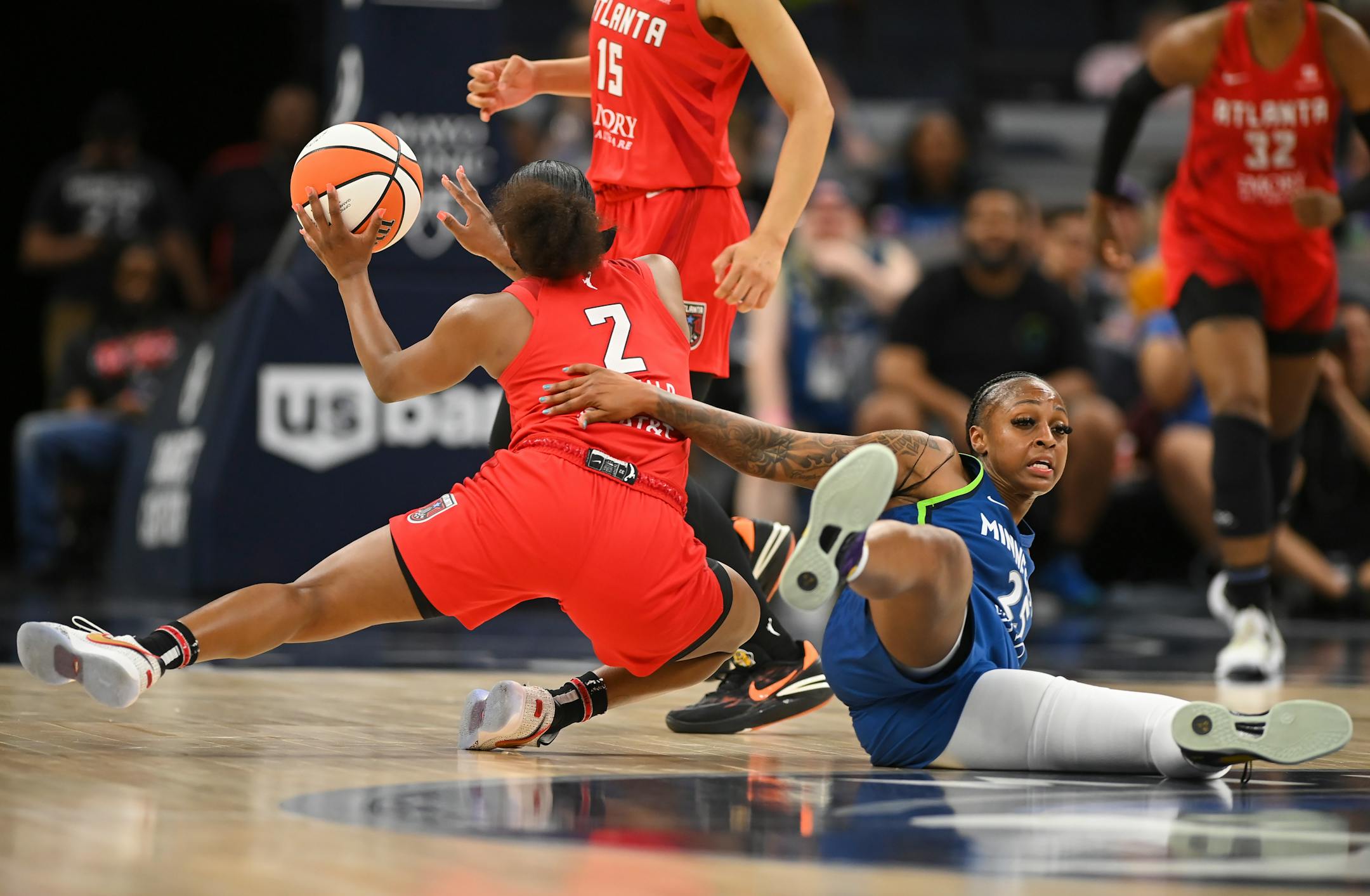 Atlanta Dream guard Aari McDonald steals the ball from Minnesota Lynx guard Tiffany Mitchell in the fourth quarter.