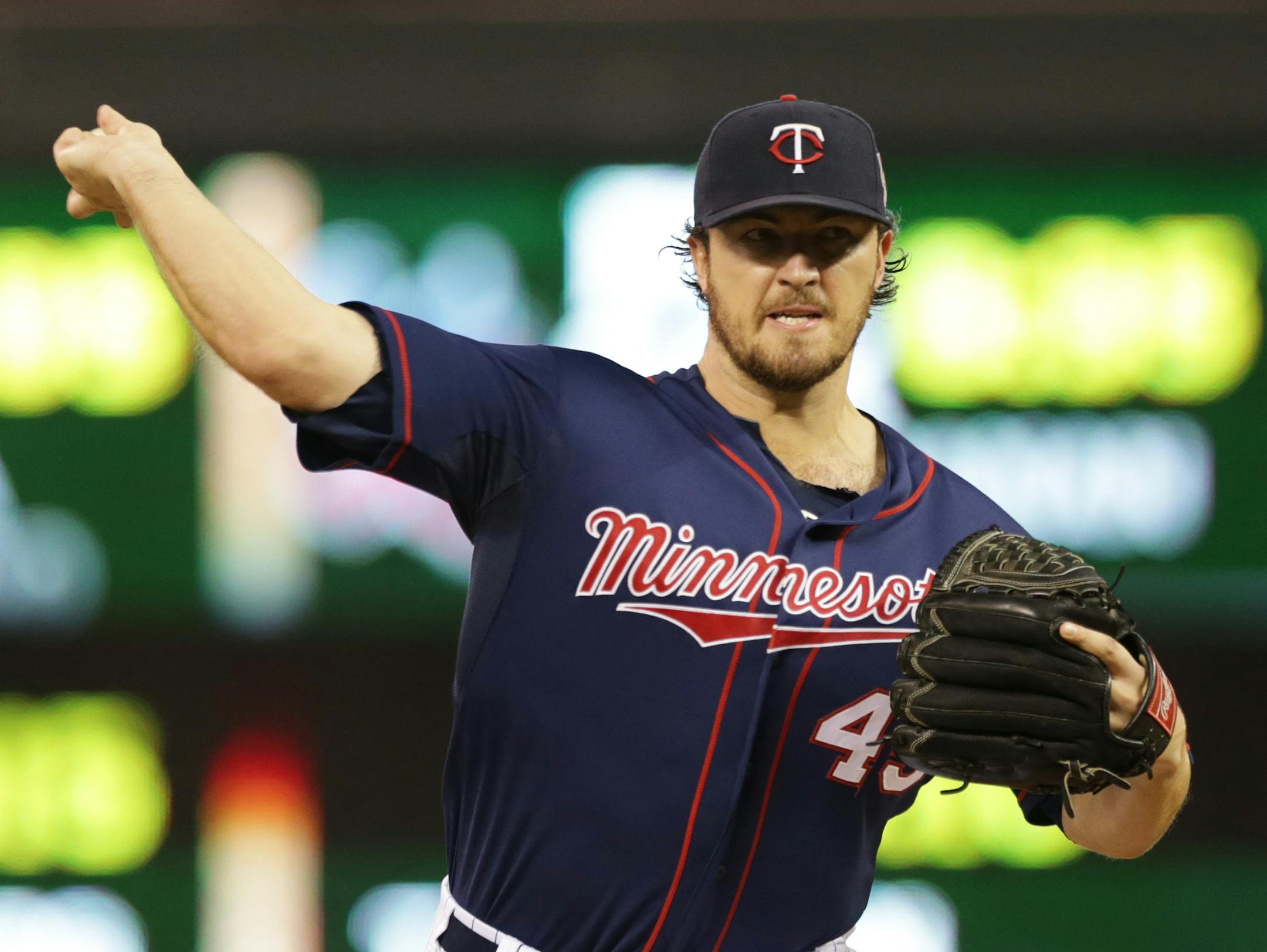 Minnesota Twins pitcher Phil Hughes