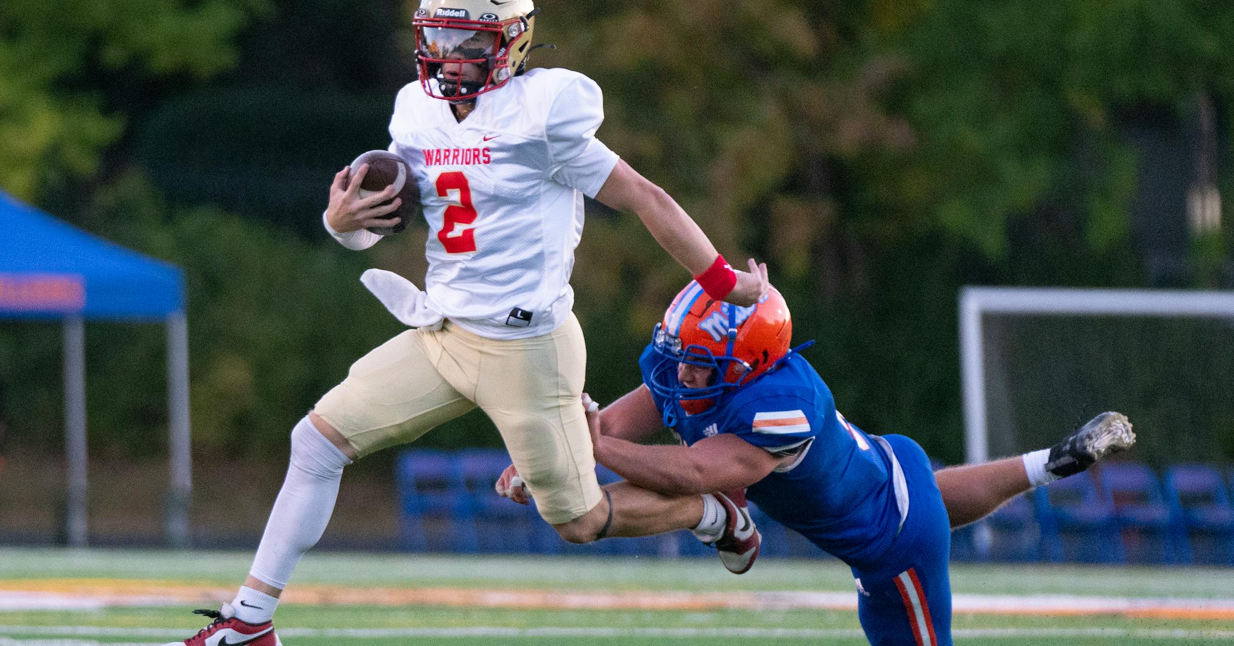 Two Rivers football dominates Minneapolis Washburn behind Drew Altavilla