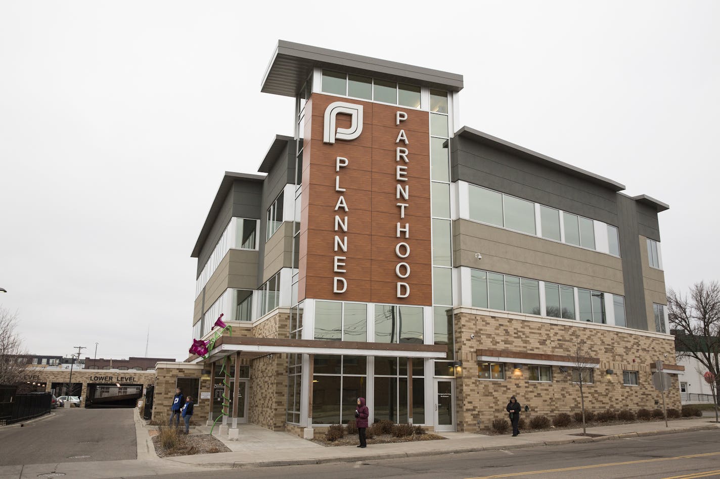 The Planned Parenthood Minnesota, South Dakota and North Dakota headquarters in St. Paul on Thursday, December 10, 2105. ] (Leila Navidi/Star Tribune) leila.navidi@startribune.com