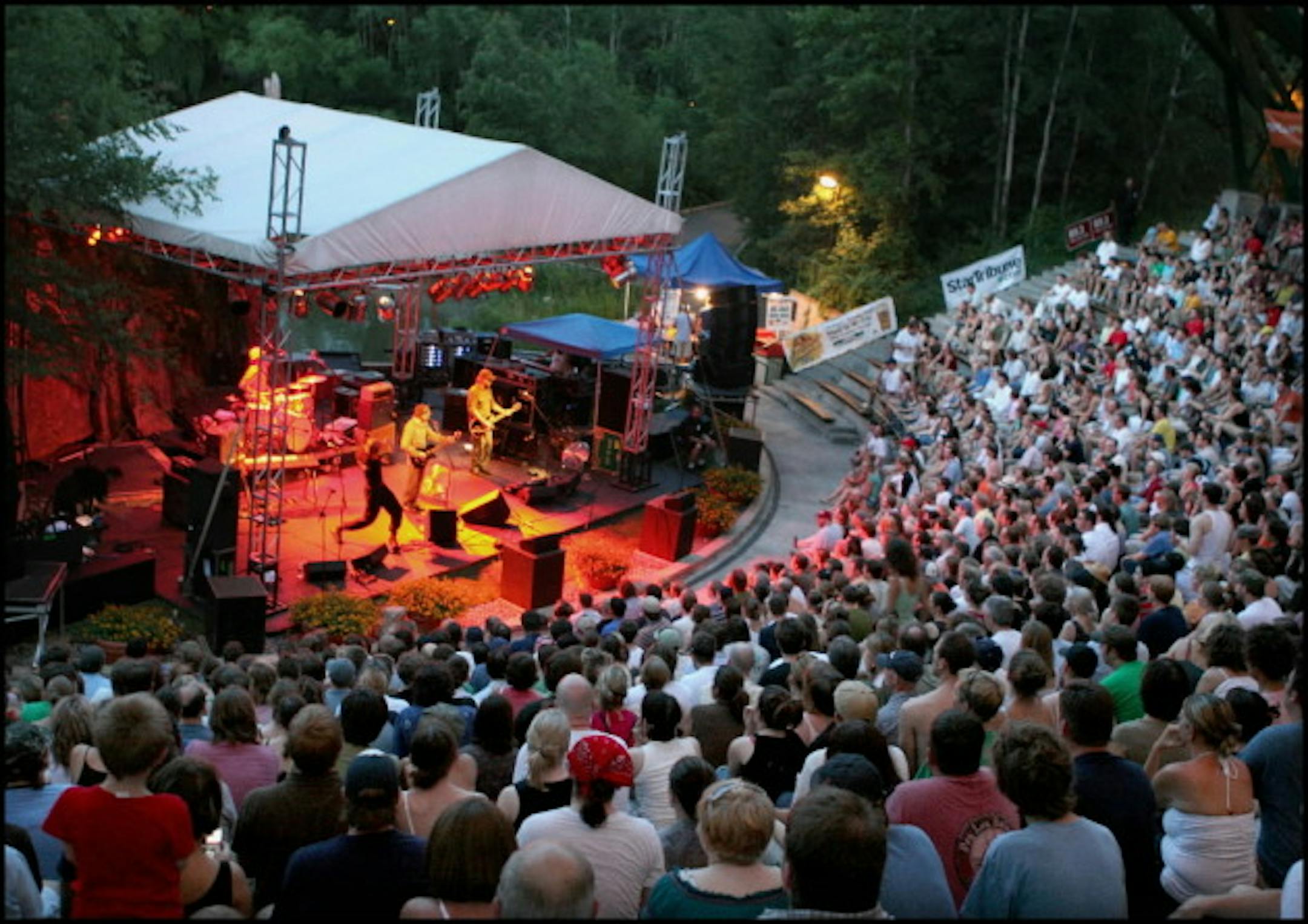 The shows will go on at the Minnesota Zoo's amphitheater desipite the state shutdown, according to zoo staff, / Star Tribune file photo