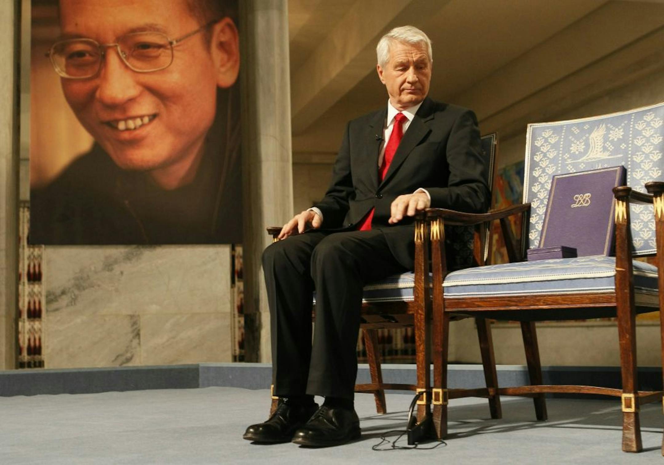 2010: Imprisoned Chinese poet Liu Xiaobo was not allowed to attend the ceremony when he was awarded the Nobel Peace Prize in 2010, so the chairman of the Norwegian Nobel Committee, Thorbjoern Jagland, placed Liu's medal and diploma on an empty chair.
