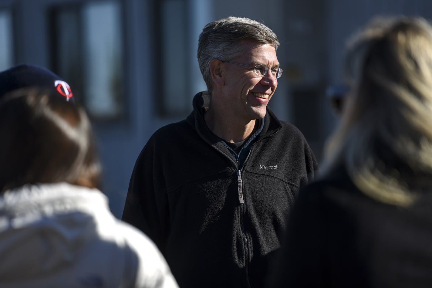 Erik Paulsen spoke to campaign volunteers in the parking of Champlin Park High School in October 2018. (Staff photo by Aaron Lavinsky) Rep. Erik Paulsen door knocked in Champlin, Minn., on Saturday, Oct. 20, 2018. ORG XMIT: MIN1810231400190561