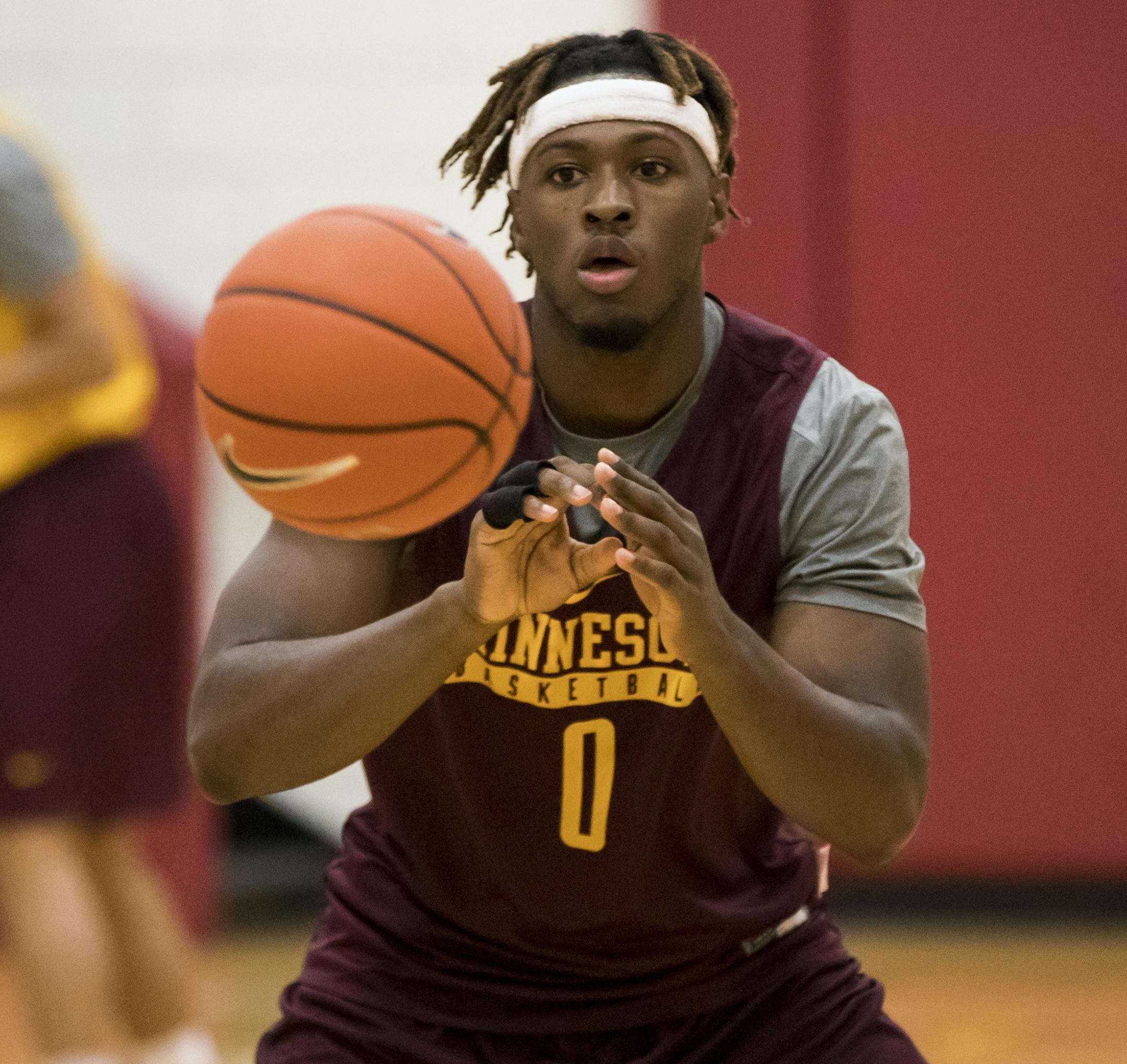 Akeem Springs during Gophers Men's Basketball practice at the University of Minnesota on Tuesday, October 4, 2016, in Minneapolis, Minn. ] RENEE JONES SCHNEIDER • renee.jones@startribune.com ORG XMIT: MIN1610041636070008