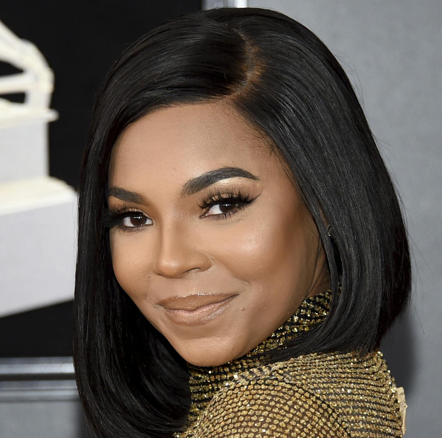 Ashanti will appear with Ja Rule on Saturday.