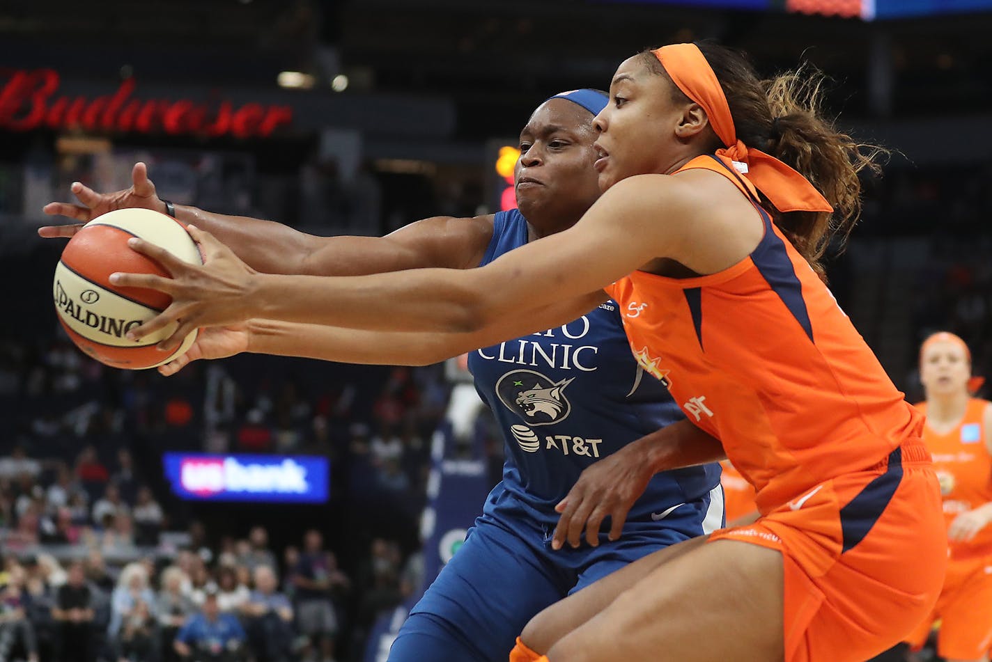 The Connecticut Sun's Kristine Anigwe, front, and the Minnesota Lynx's Karima Christmas-Kelly chase after a loose ball during the second half of the Lynx 85-81 loss to the Connecticut Sun Friday, June 14, 2019, at the Target Center in Minneapolis, MN.] DAVID JOLES &#x2022; david.joles@startribune.com Connecticut Sun at Minnesota Lynx at Target Center