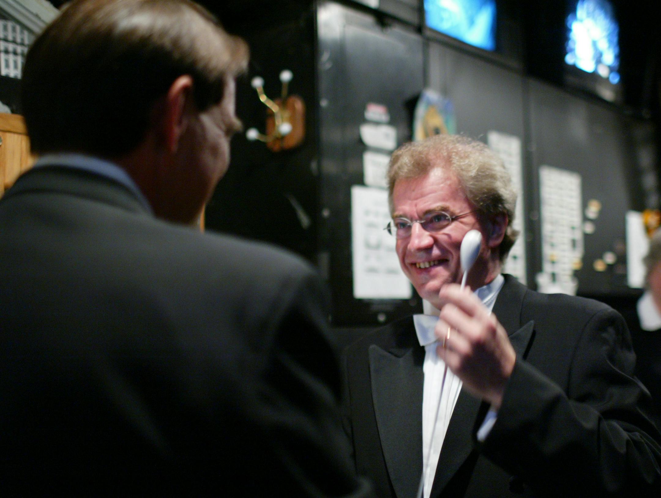 Osmo Vänskä thanked stage manager Tim Eickholt for making him a baton moments before he walked onstage to open his first season with the Minnesota Orchestra on Sept. 11, 2003.