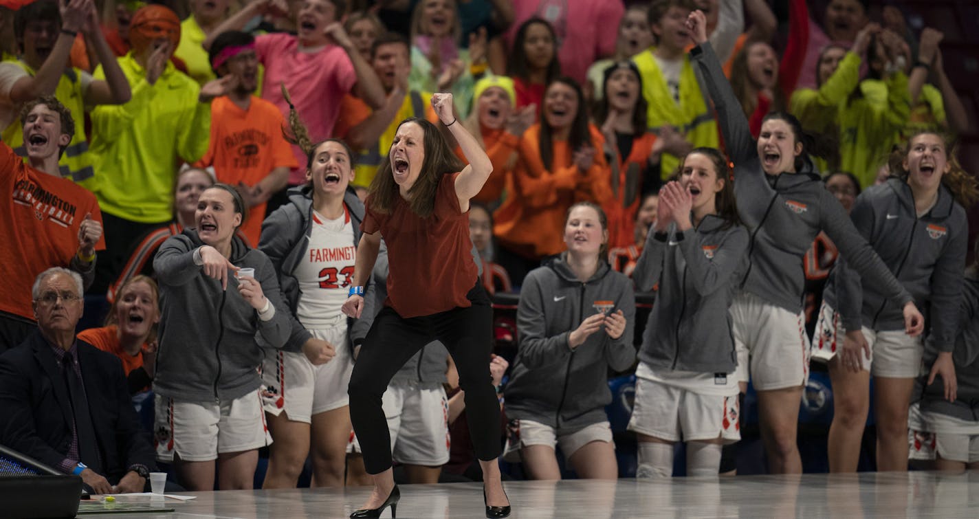 Farmington Tigers head coach Liz Carpentier cheered a first half basket by her players. ] JEFF WHEELER • Jeff.Wheeler@startribune.com Farmington and St. Michael-Albertville met in a Minnesota State High School League Class 4A Girls' Basketball Tournament semi-final game Thursday night, March 12, 2020 at Williams Arena in Minneapolis. ORG XMIT: MIN2003122112421133