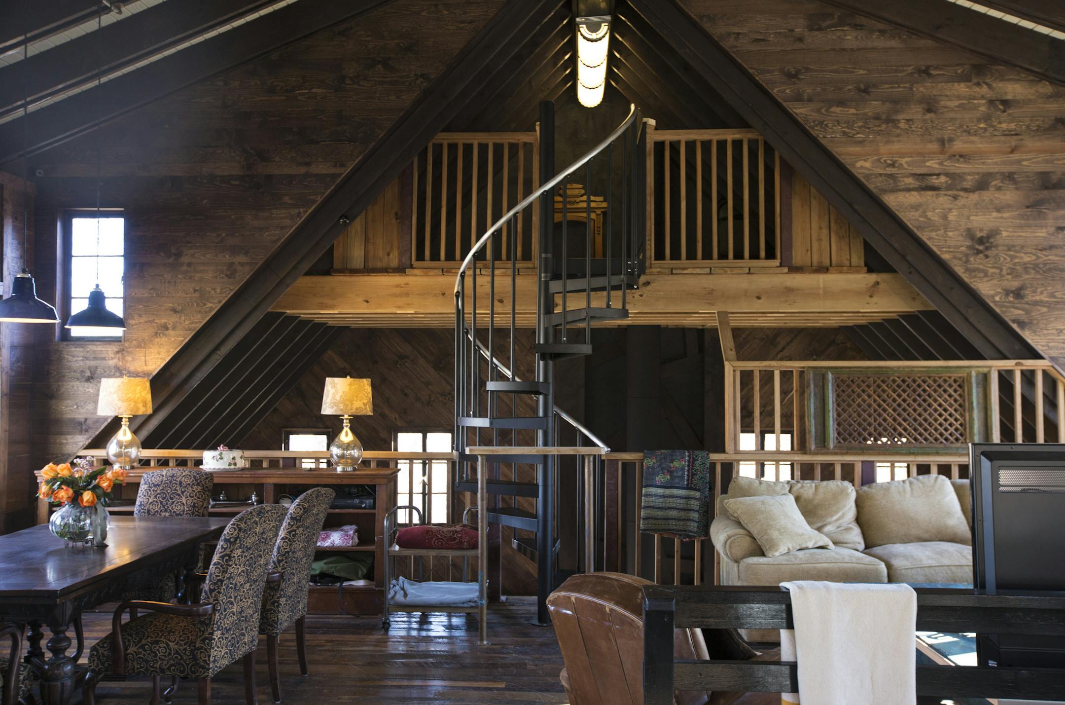The upstairs area of Judy and Kent Hodder's studio barn on their property in Wayzata, Minn., on Tuesday, March 10, 2015. ] RENEE JONES SCHNEIDER • reneejones@startribune.com