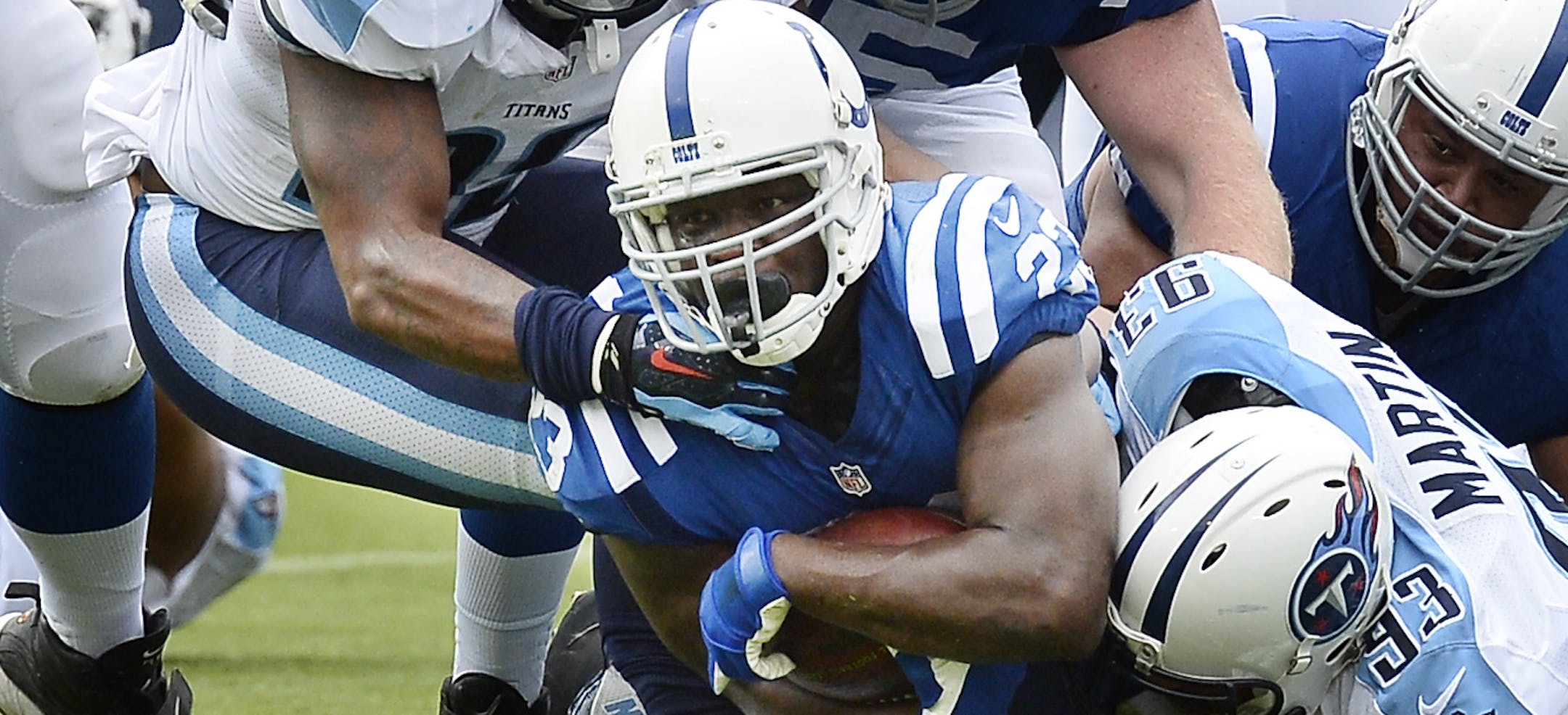 Indianapolis Colts running back Frank Gore (23) scores a touchdown on a 1-yard run against the Tennessee Titans in the first half of an NFL football game Sunday, Sept. 27, 2015, in Nashville, Tenn. (AP Photo/Mark Zaleski)