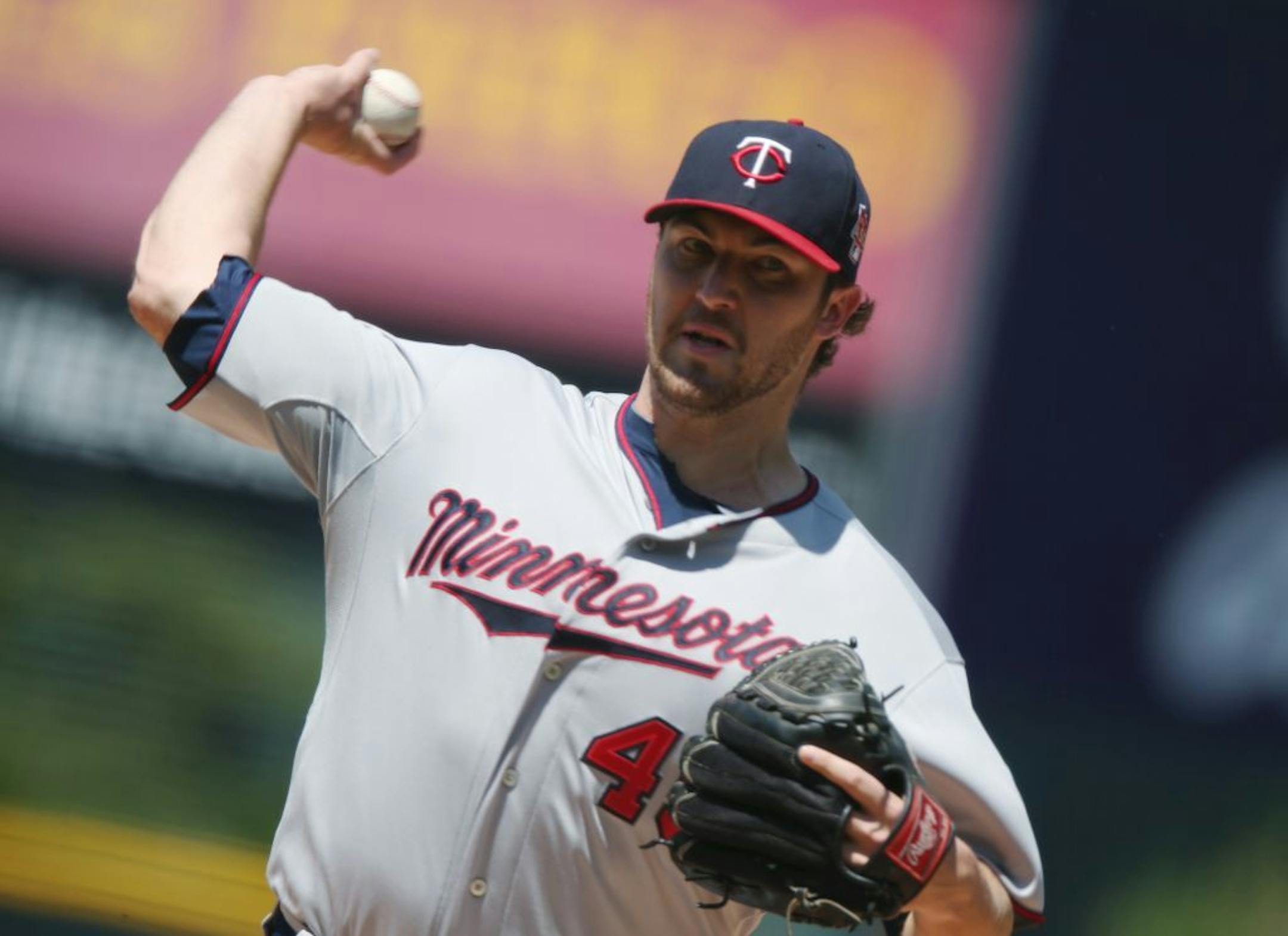 Minnesota Twins starting pitcher Phil Hughes