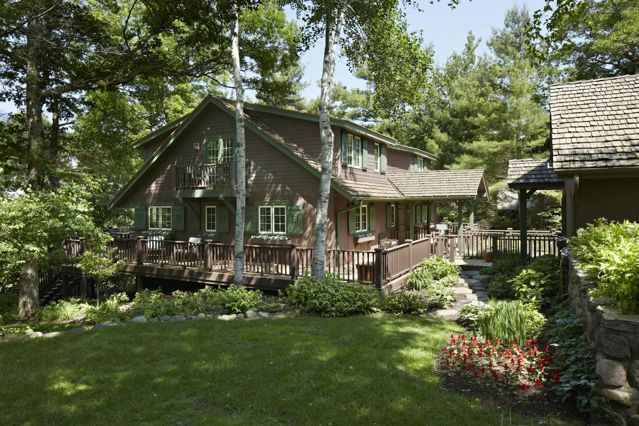 Home of the Month: Re-imagined riverside family cabin in Hudson, Wis., by David Heide Design Studio. Credit Susan Gilmore
