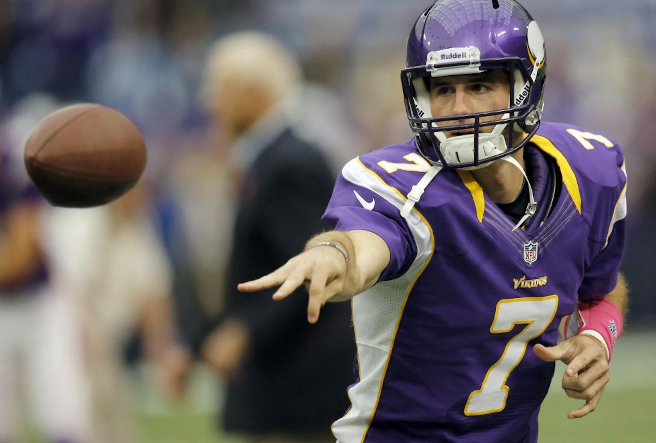 Minnesota Vikings quarterback Christian Ponder (7) during team warm-ups before Sunday's game.